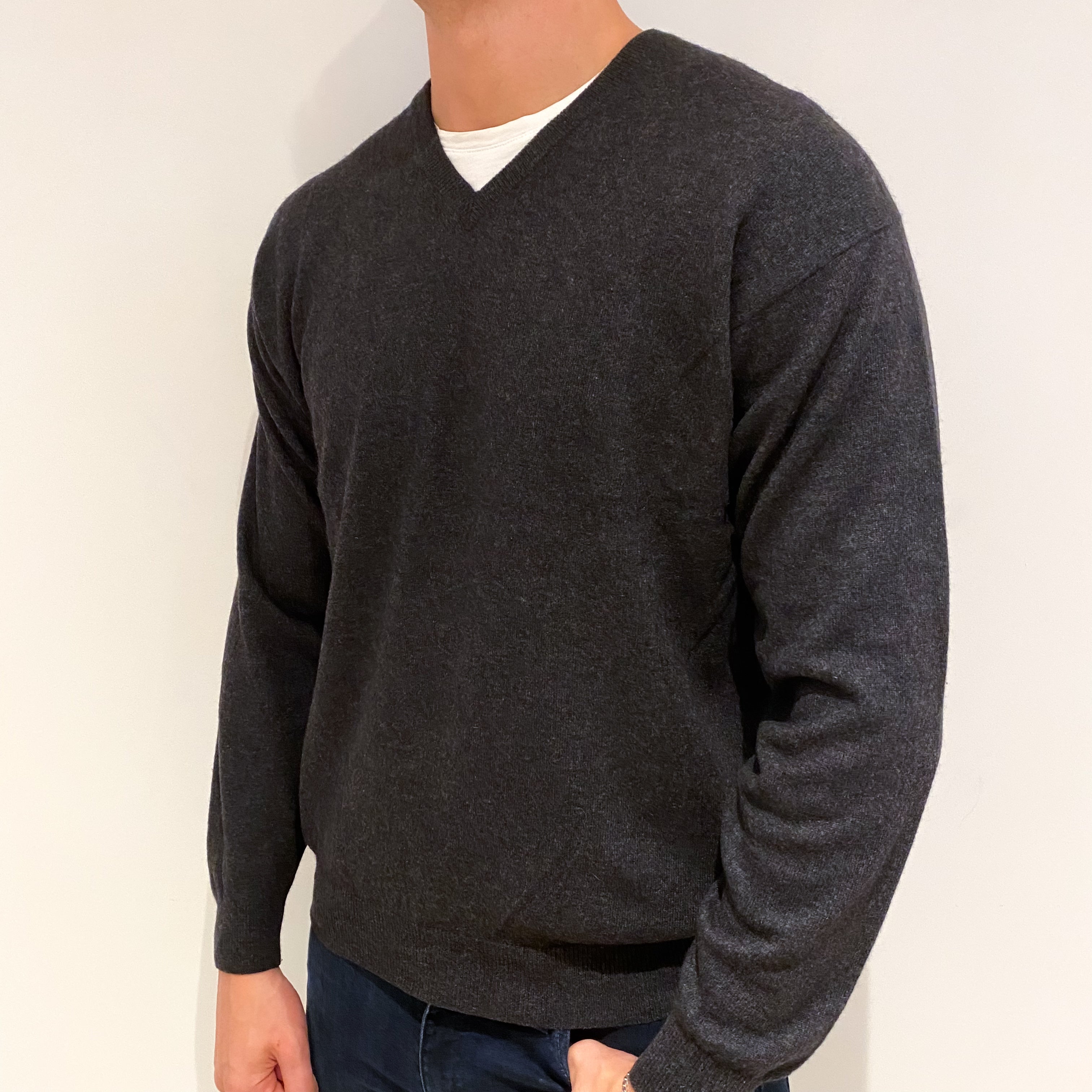 Men's Charcoal Grey Cashmere V-Neck Jumper Extra Extra Large