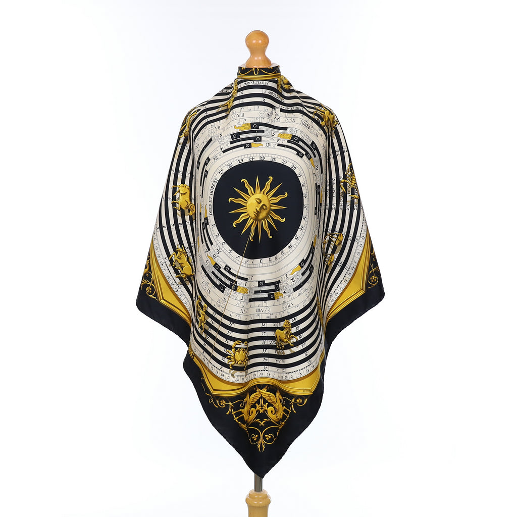 Hermès Dies Et Hore Silk Scarf