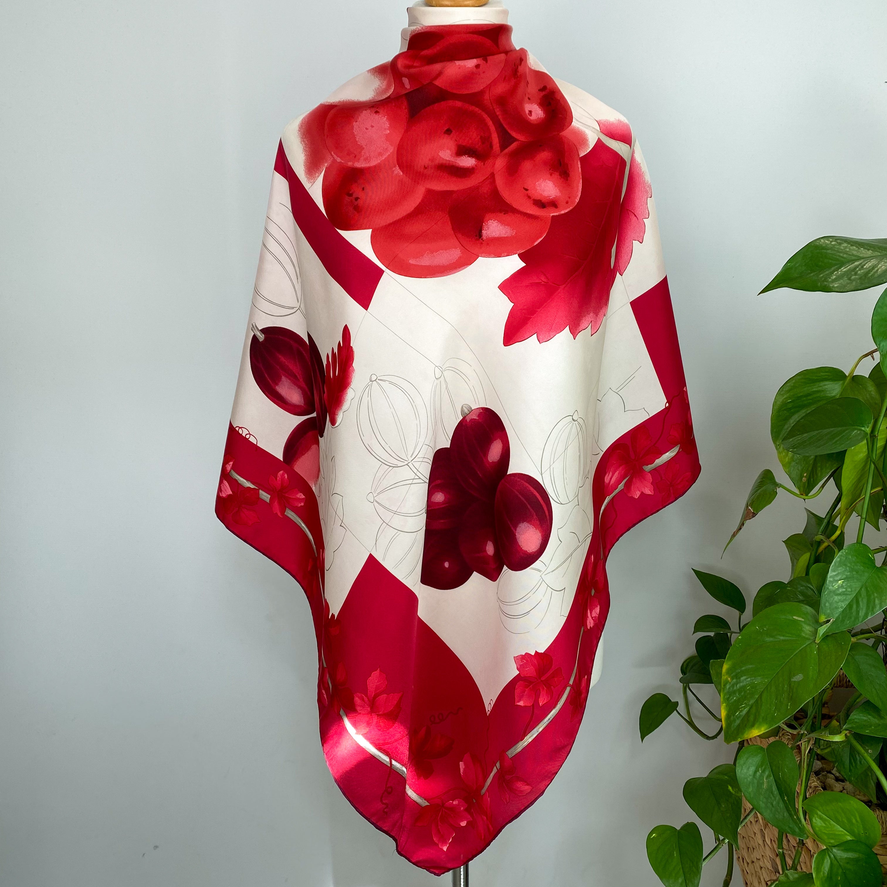 Immaculate Lancel Paris Designer Silk Scarf