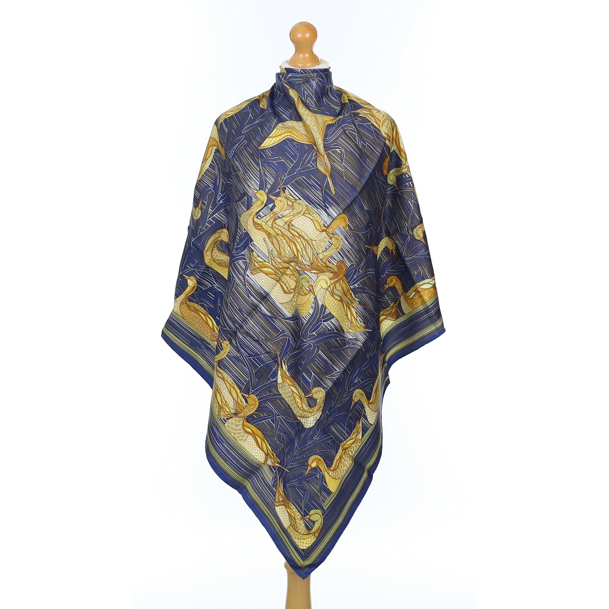 Pristine Hermès La Mare aux Canards Silk Scarf