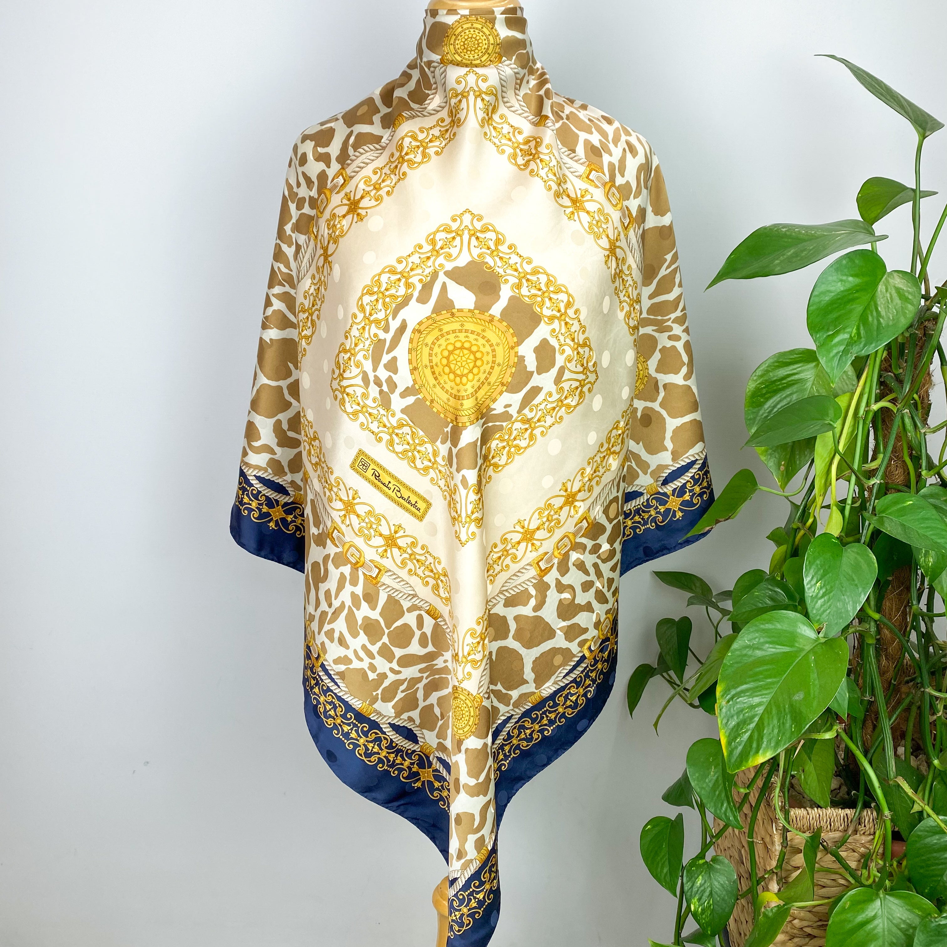 Immaculate Reuato Balestra Silk Scarf