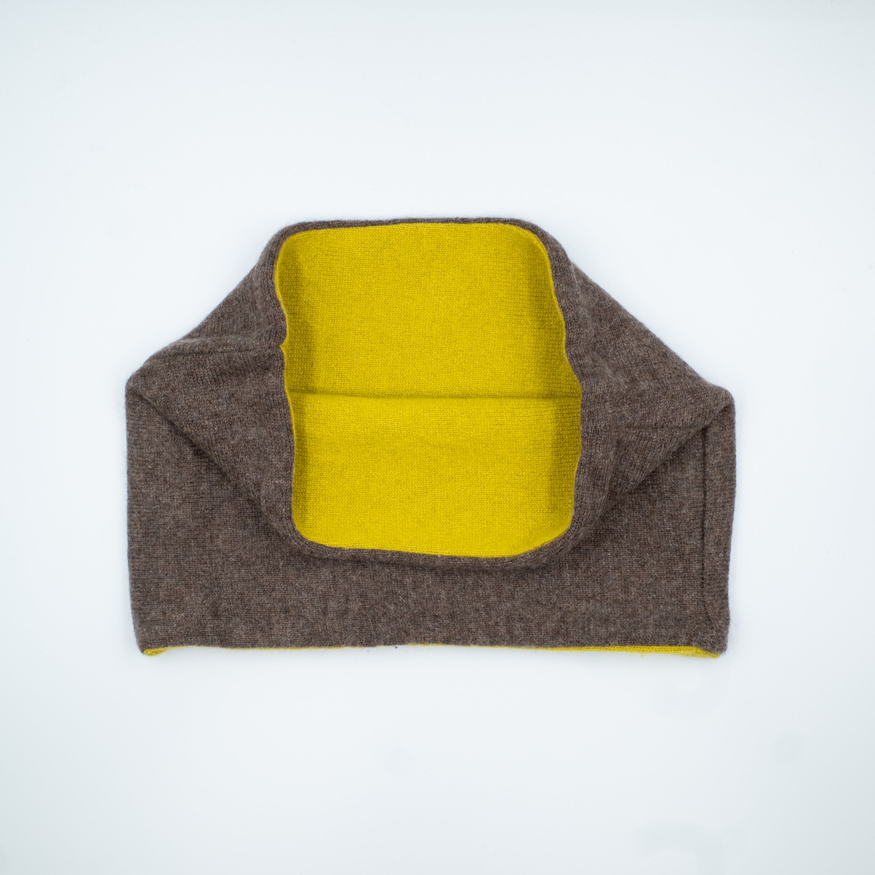 Men’s Mole Brown and Gold Cashmere Neck Warmer