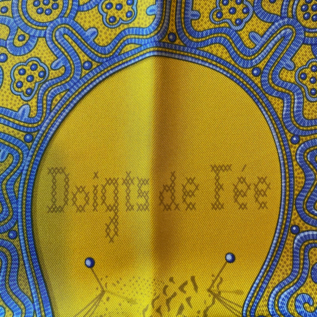 Pristine Hermès Doigts de Fée Silk Scarf
