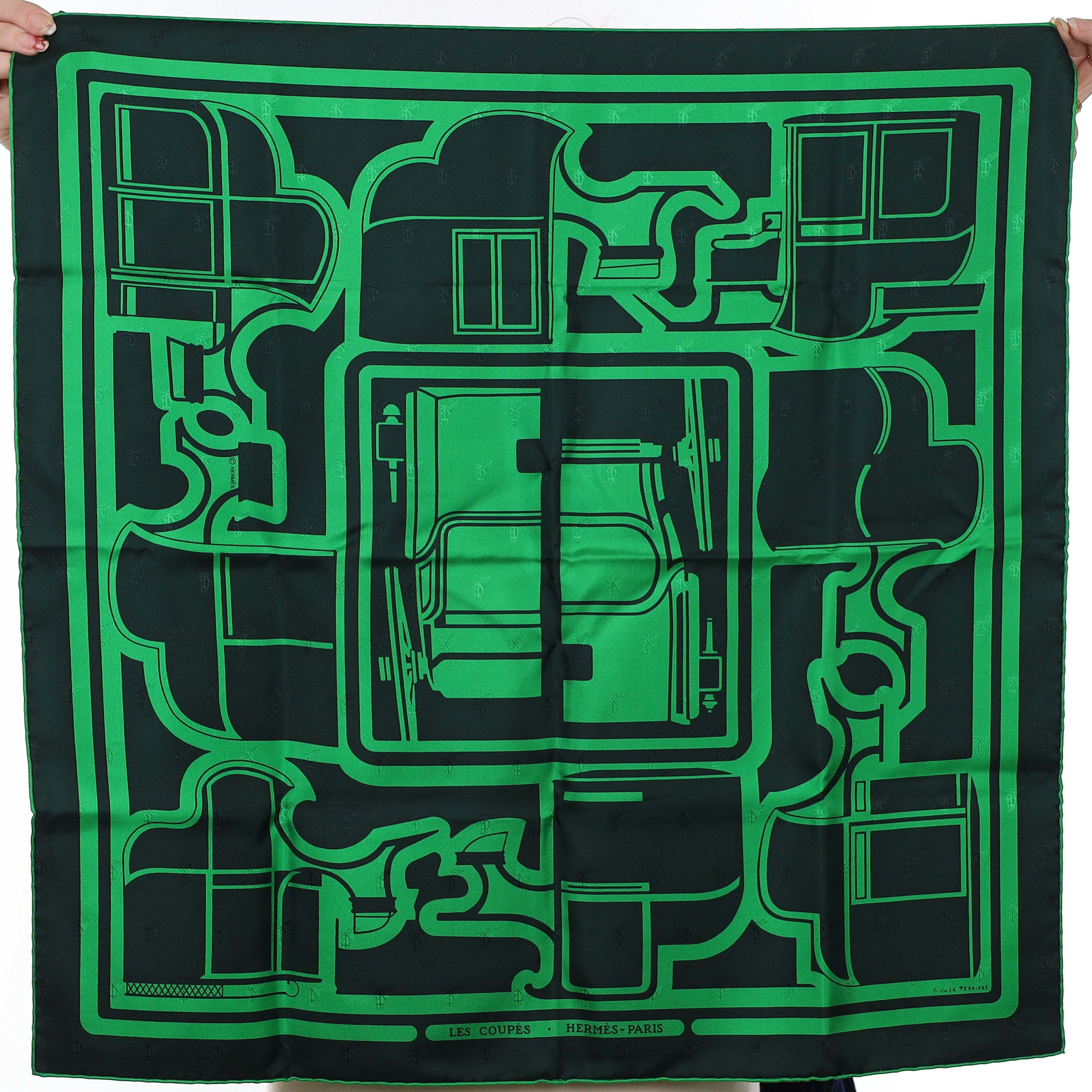 Brand New Boxed Hermès Les Coupes Tatouage 70 Silk Scarf