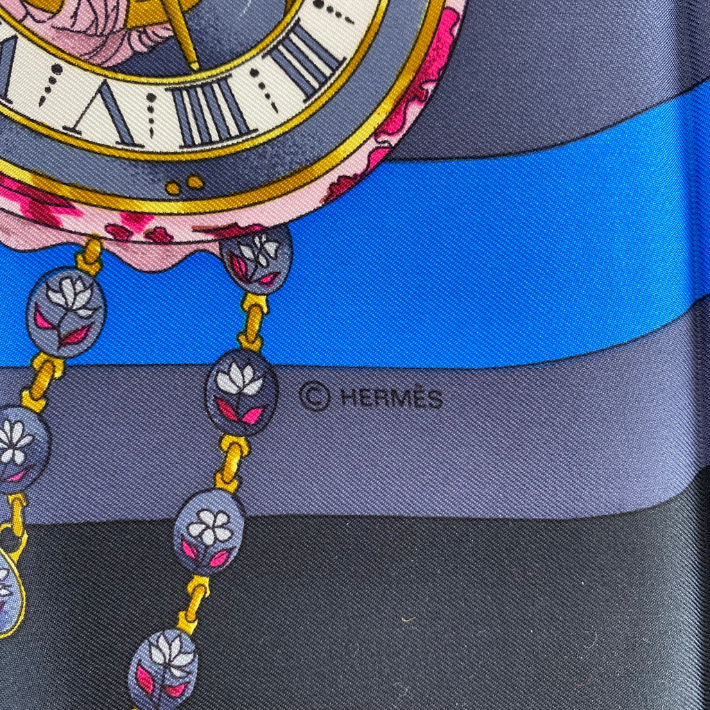 Brand New Boxed Hermès La Ronde Des Heures Silk Scarf