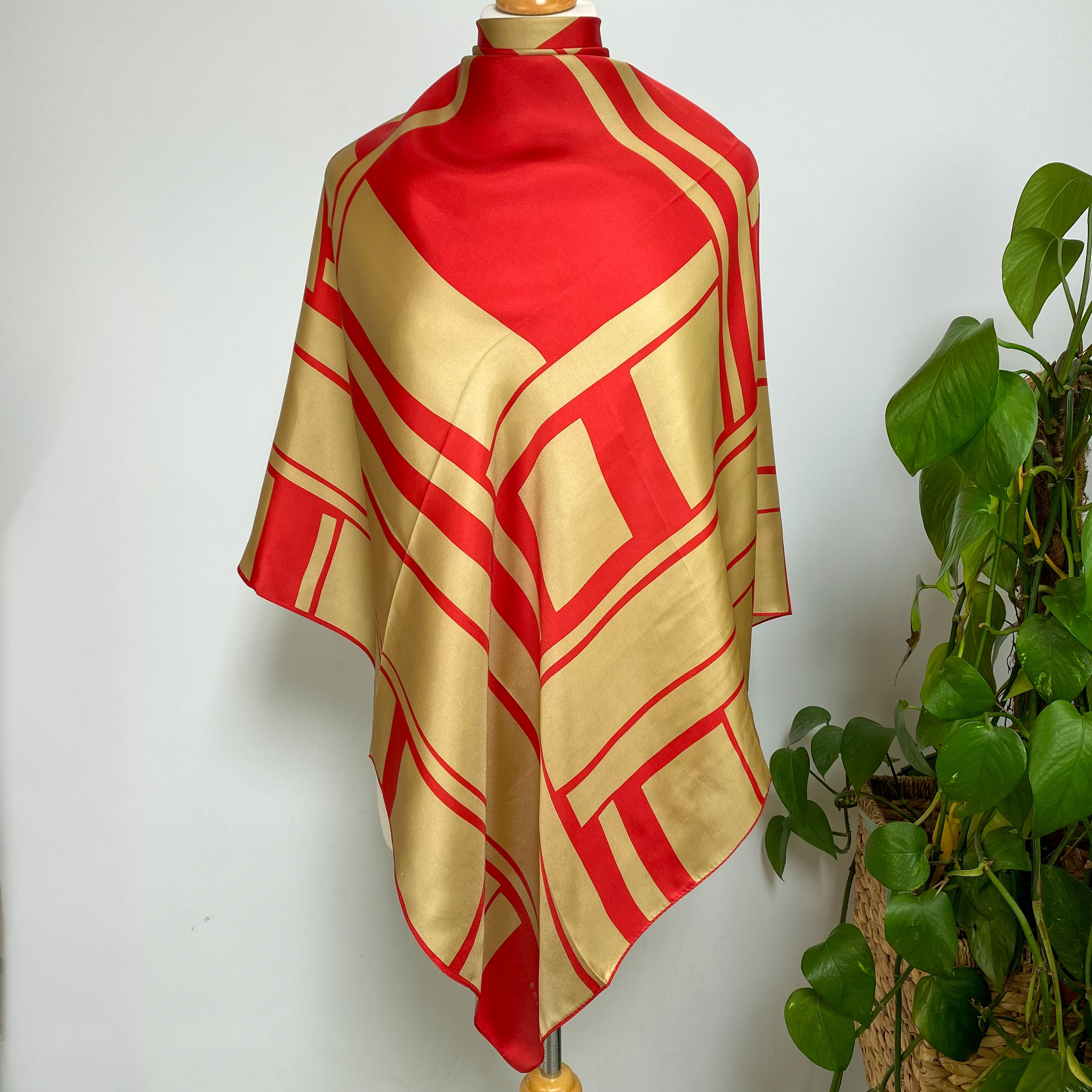 Brand New Echo Geometric Silk Scarf