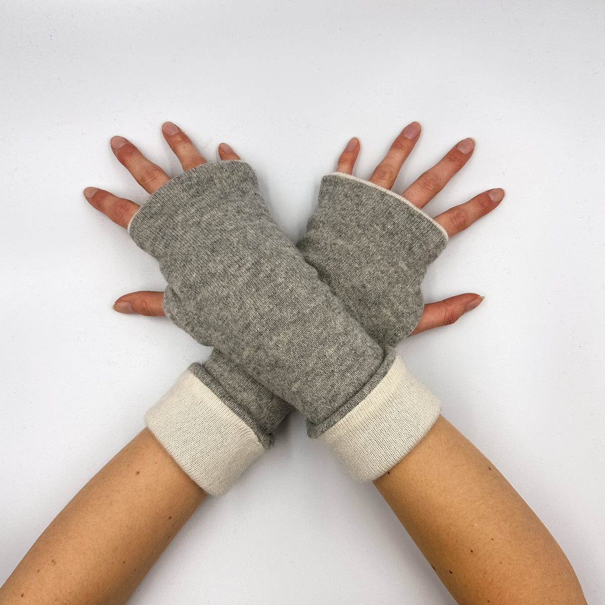 Smoke Grey and Ivory Luxury Reversible Cashmere Fingerless Gloves