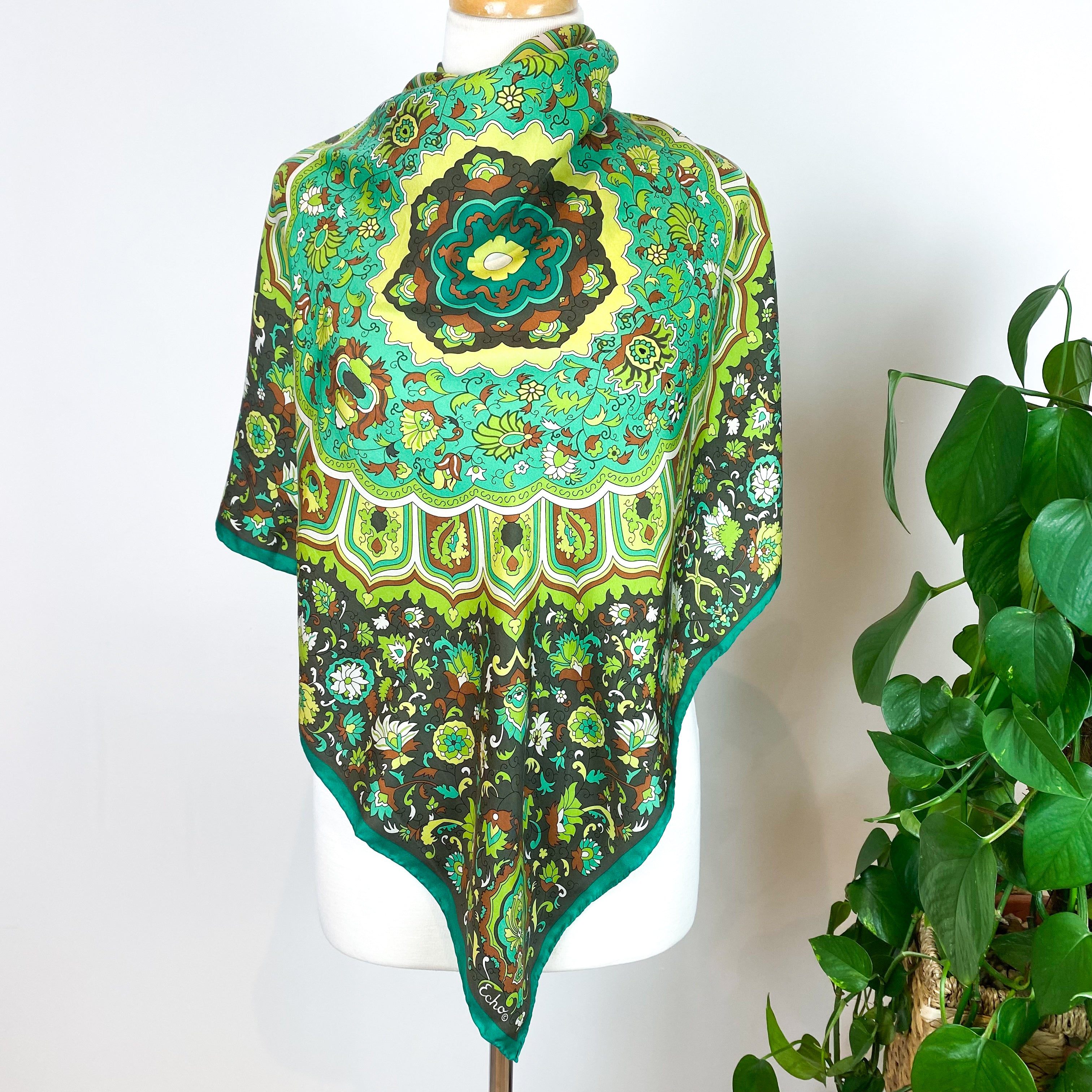 Gorgeous Patterned Green Vintage Silk Scarf