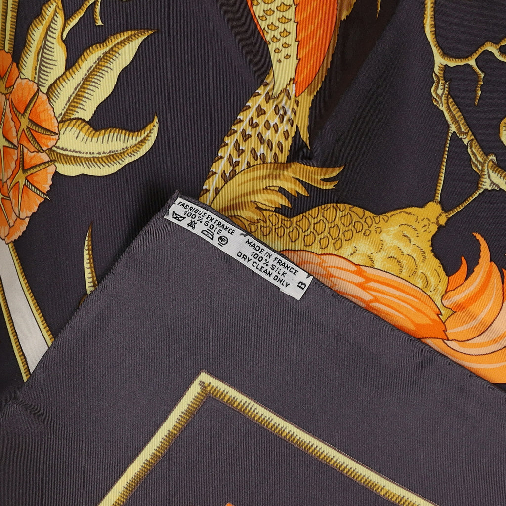 Brand New Boxed Hermès Caraïbes Silk Scarf