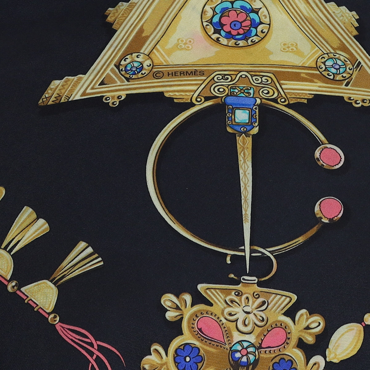 Hermès Parures des Sables Silk Scarf