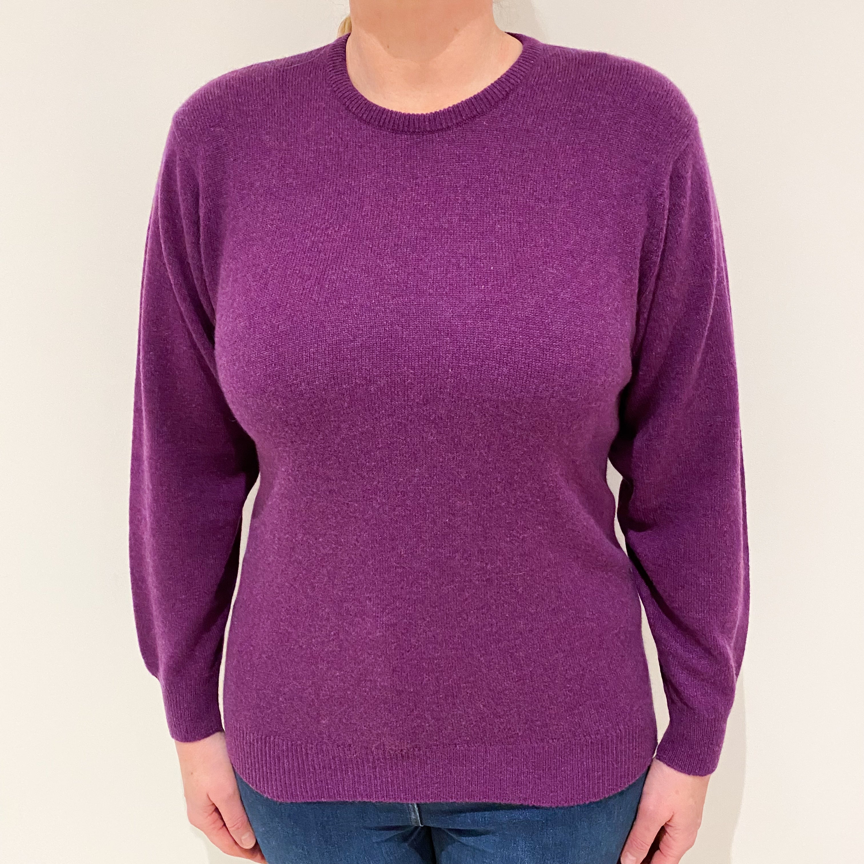 Brand New Scottish Viola Purple Cashmere Crew Neck Jumper Large