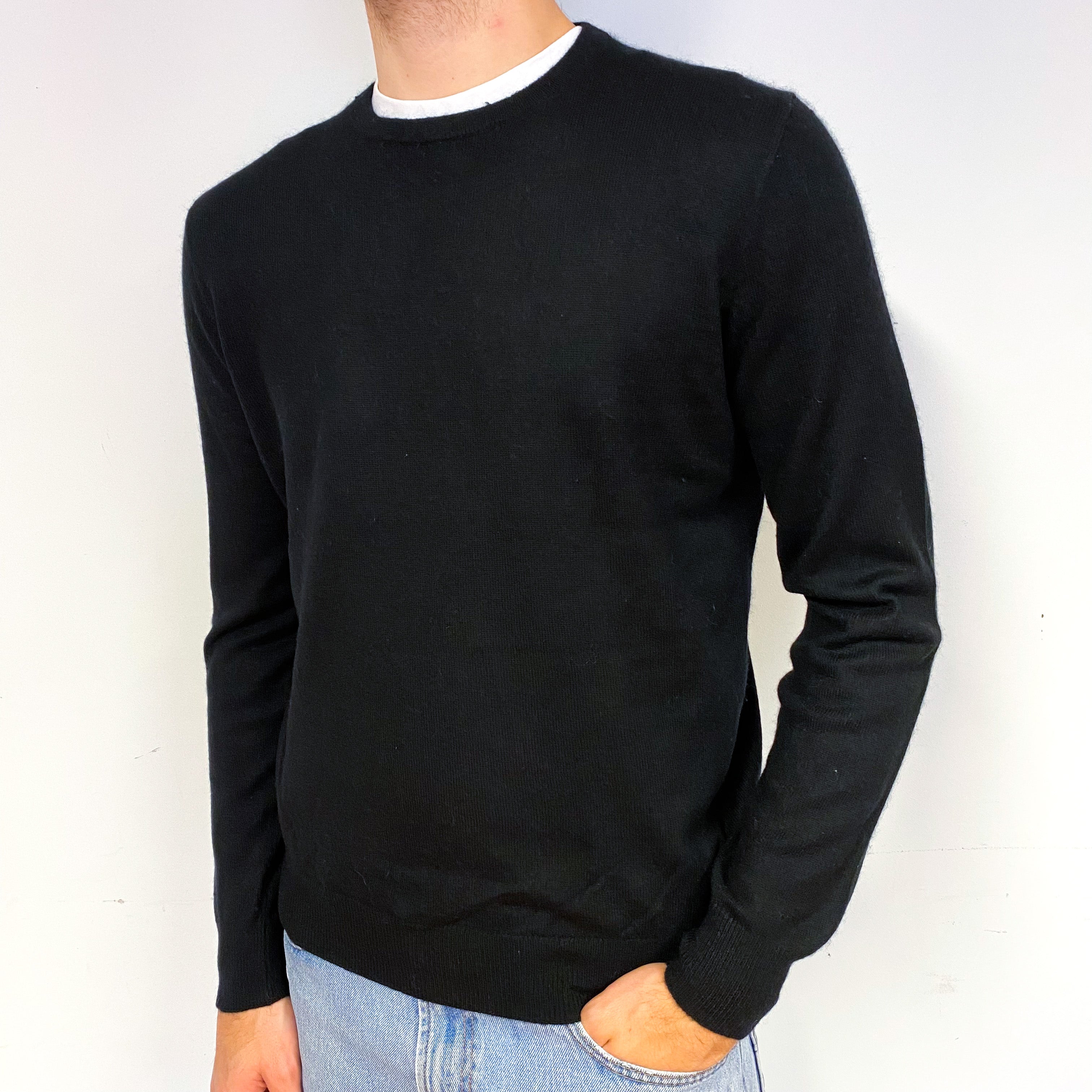 Men's Black Cashmere Crew Neck Jumper Medium