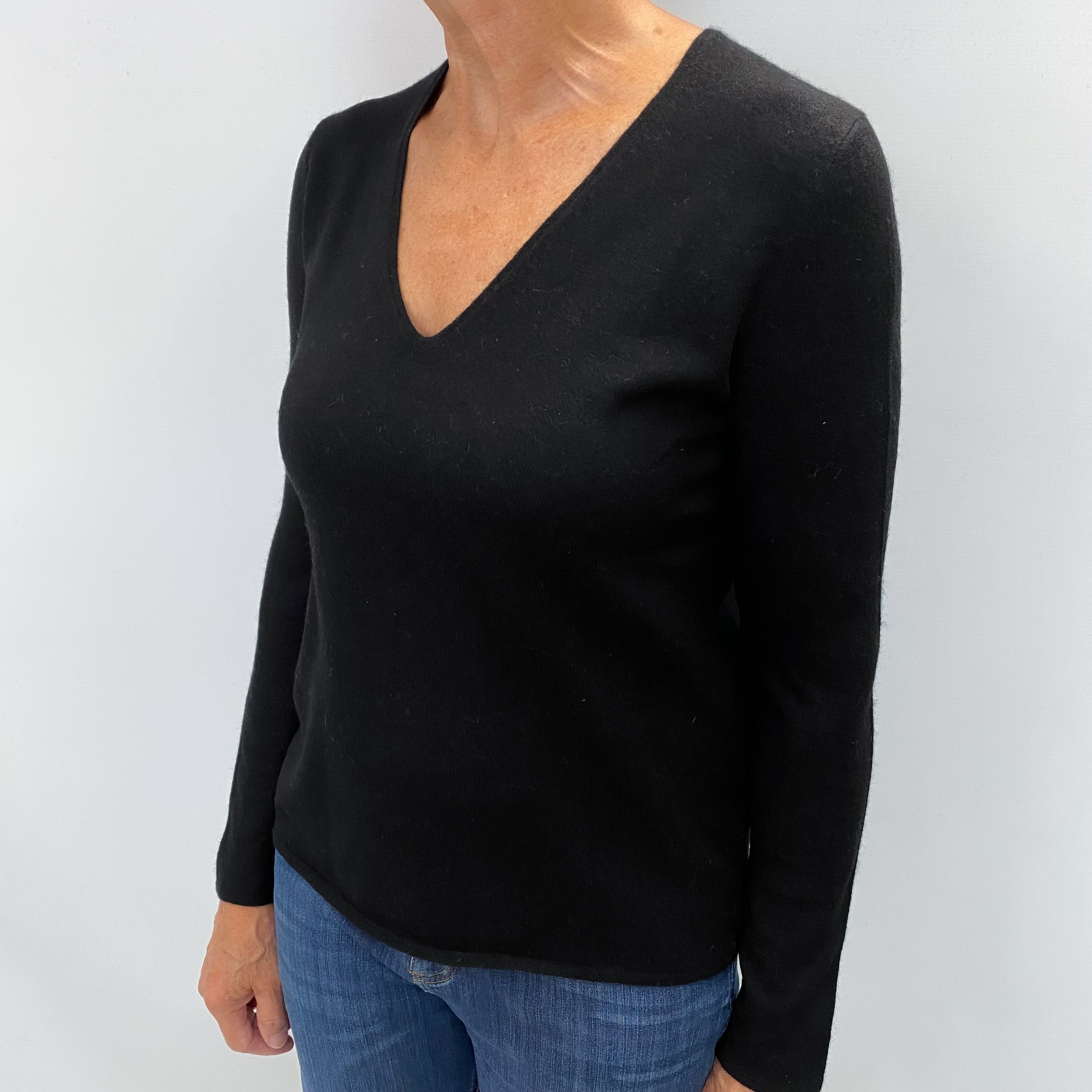 Black Cashmere V Neck Jumper Medium