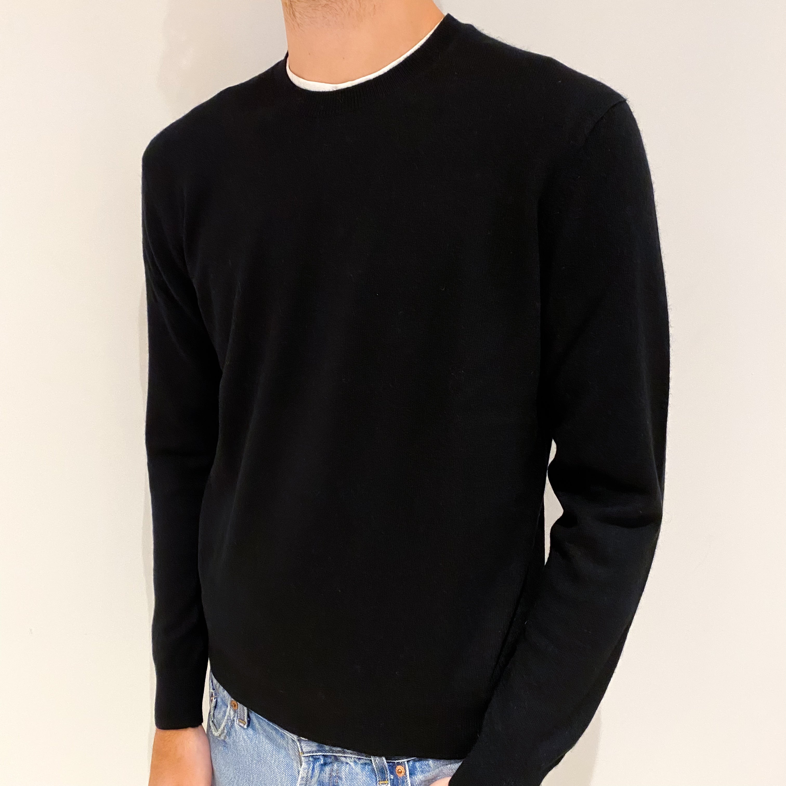 Men's Black Cashmere Crew Neck Jumper Large