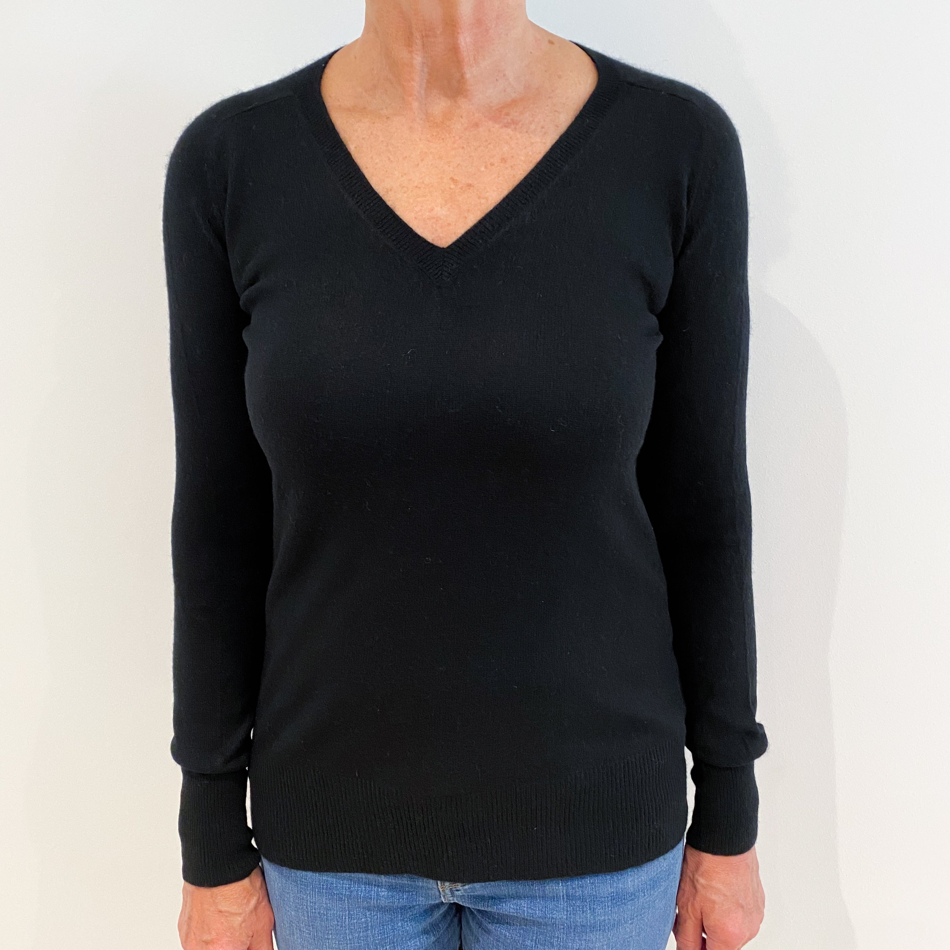 Black Cashmere V-Neck Jumper Medium