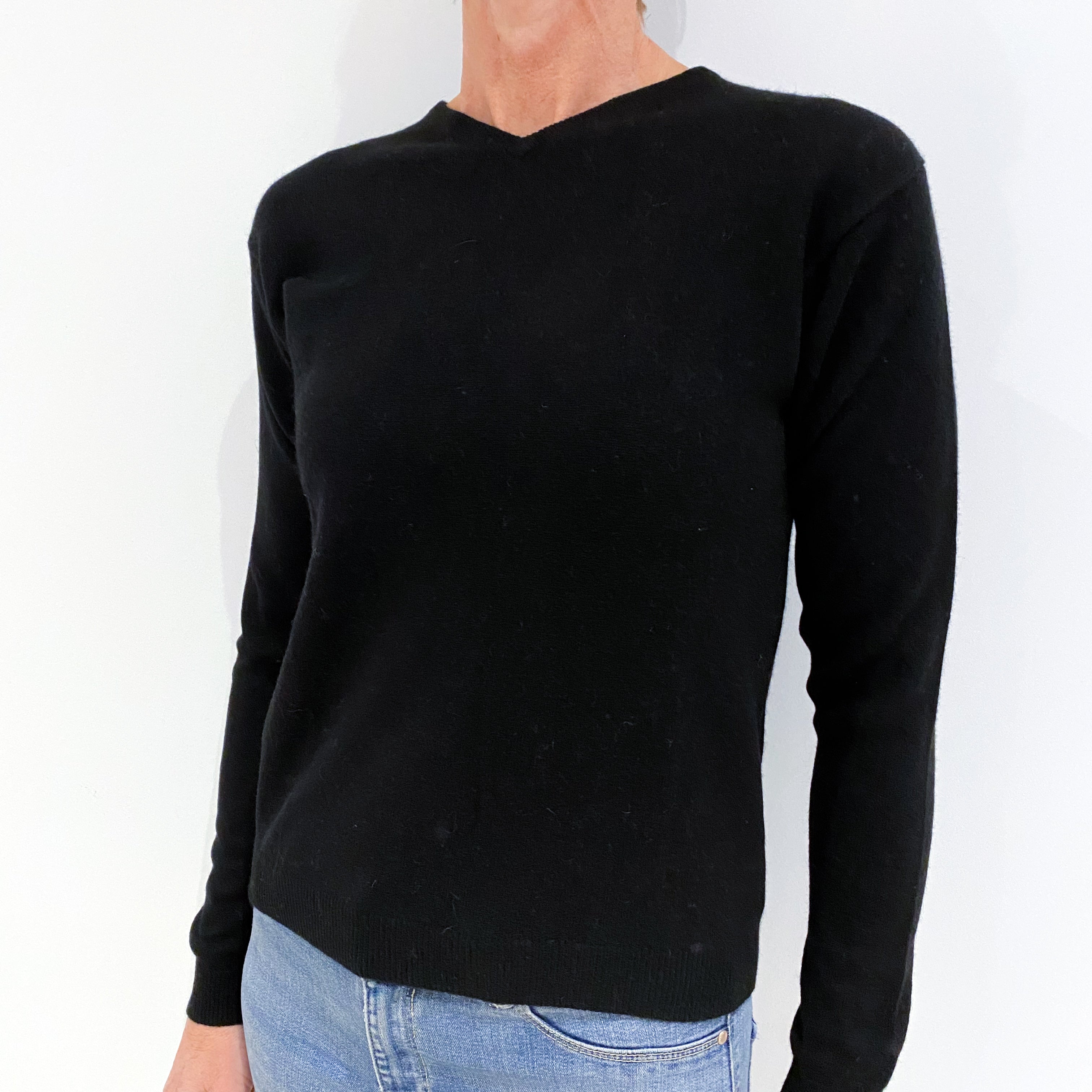 Black Cashmere V-Neck Jumper Small