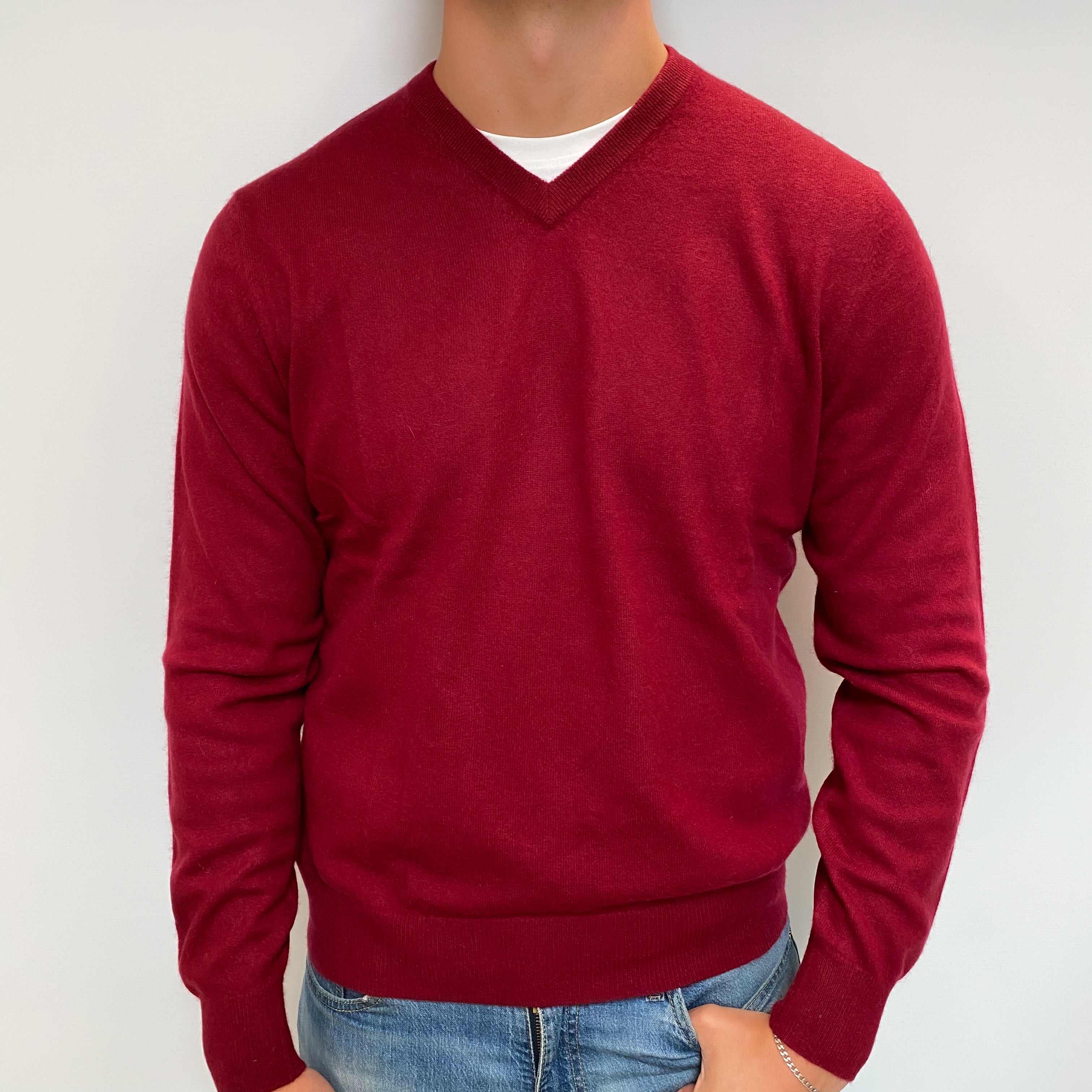 Men's Phoenix Red Cashmere V Neck Jumper XL