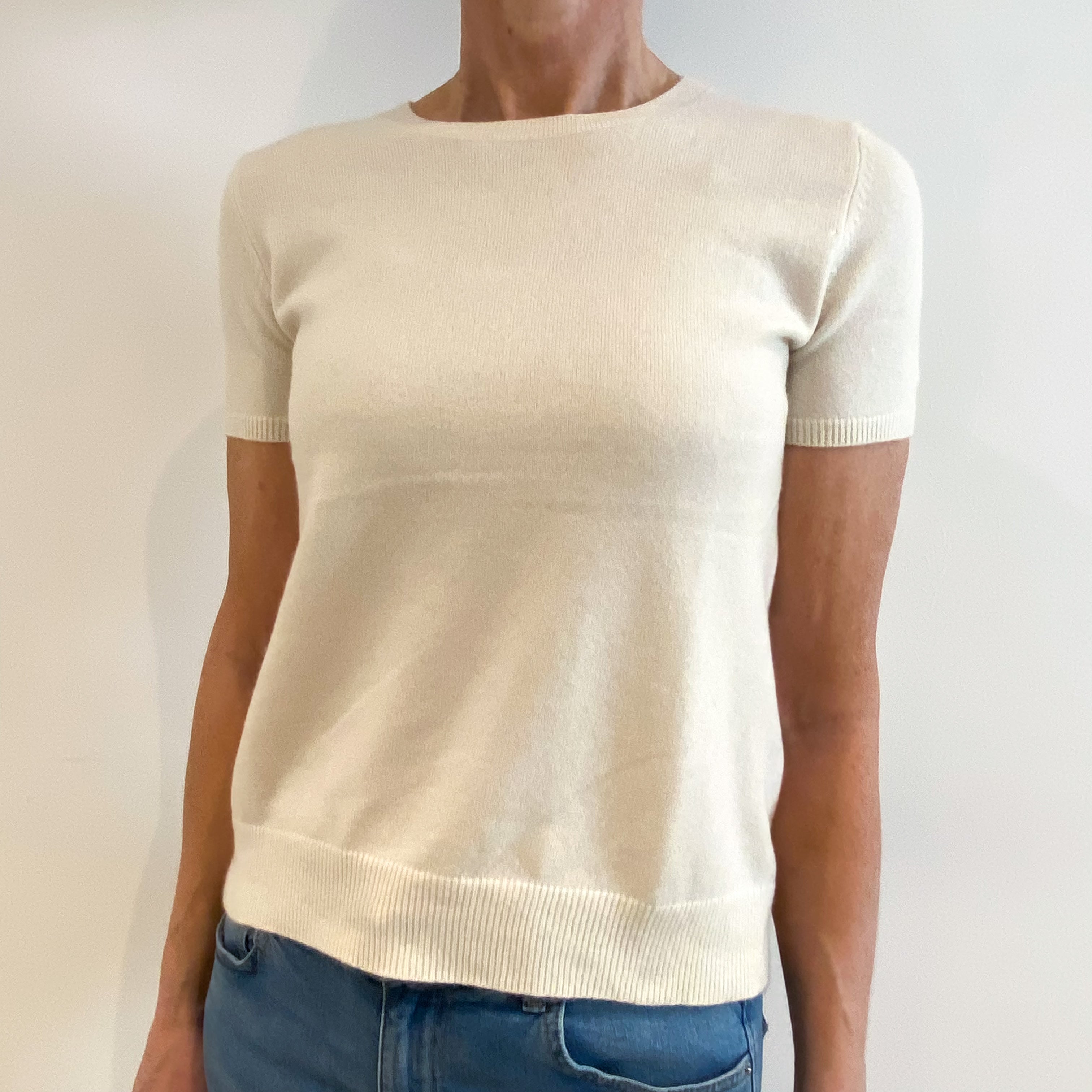 Ivory Cream Cashmere Short Sleeved Crew Neck Small