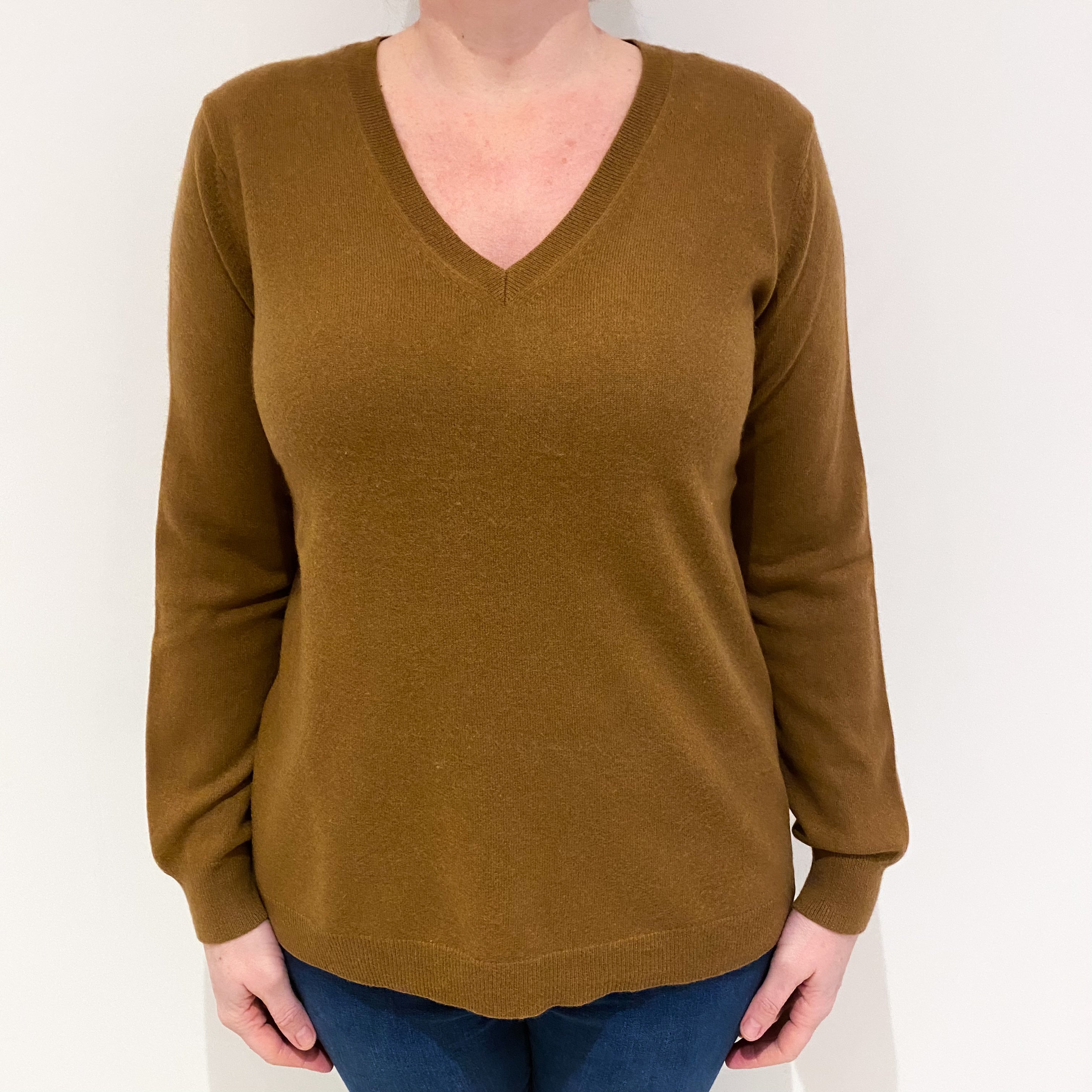 Cinnamon Brown Cashmere V Neck Jumper Large