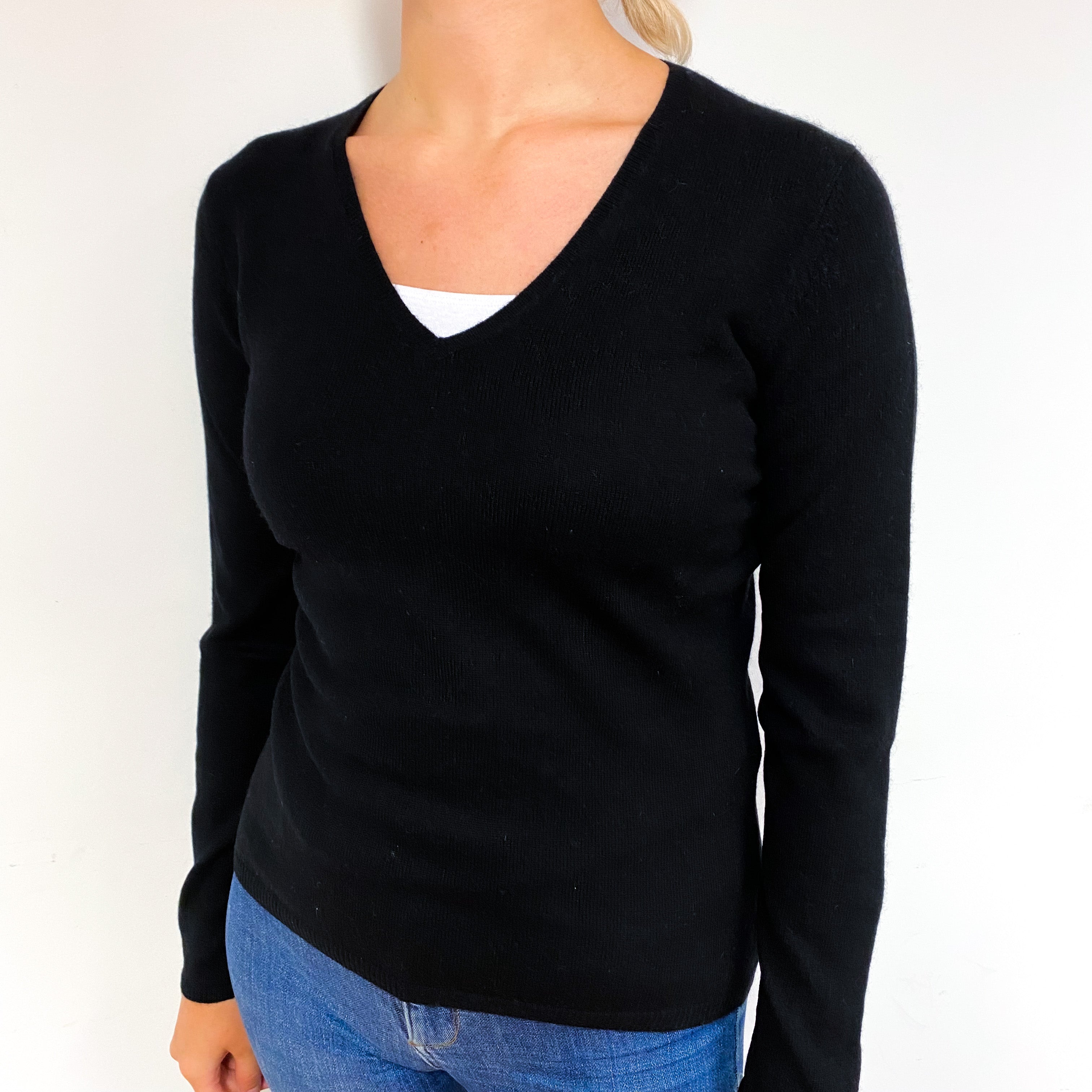 Black Cashmere V-Neck Jumper Small