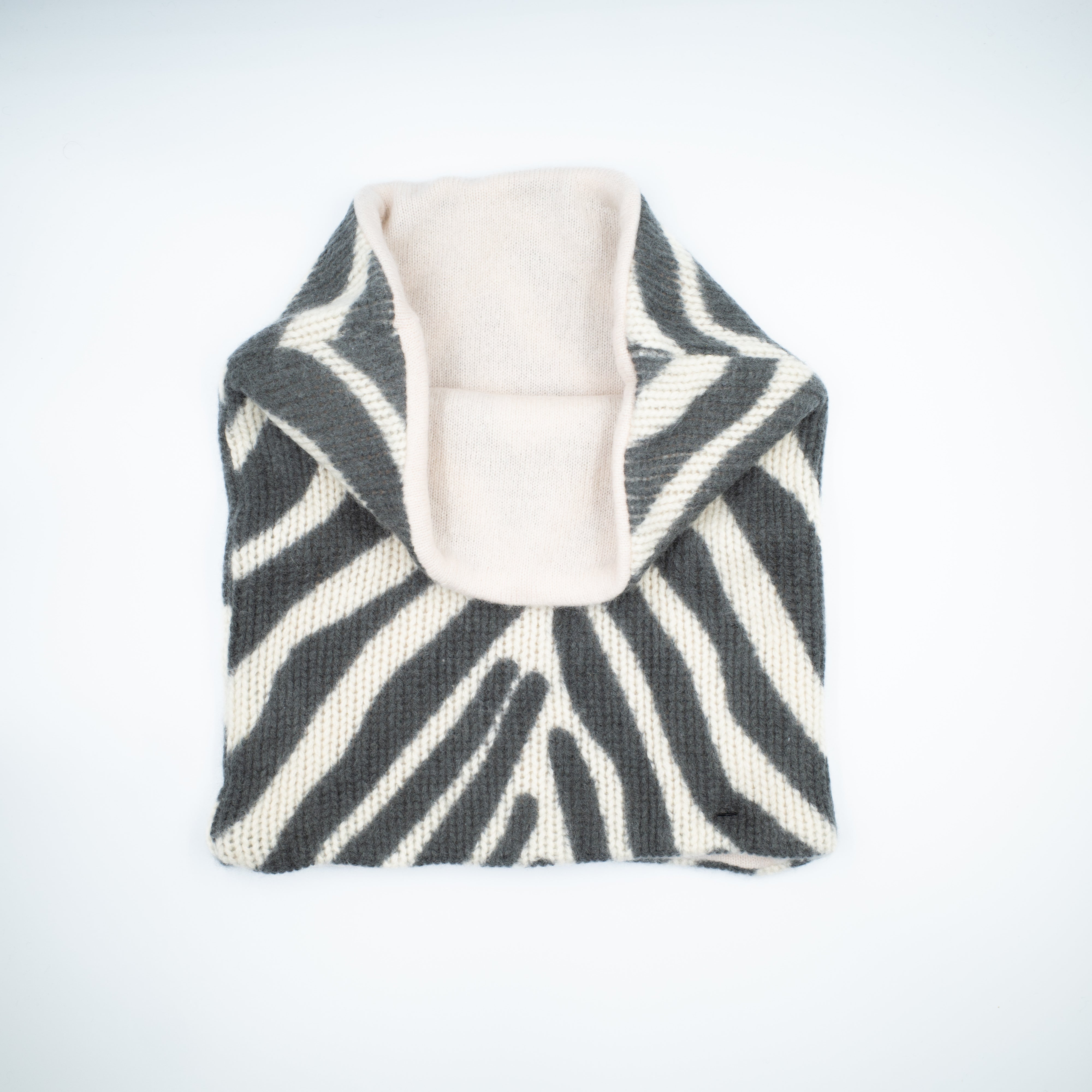 Grey and Cream Patterned Chunky Luxury Double Layered Snood
