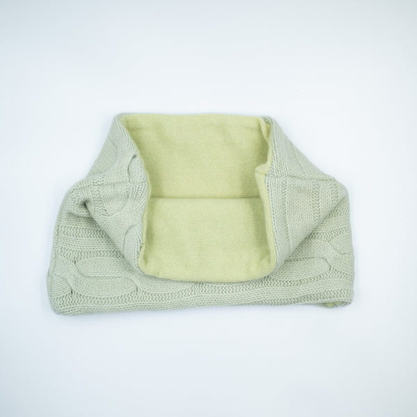 Men’s Pale Pistachio Cable and Plain Neck Warmer