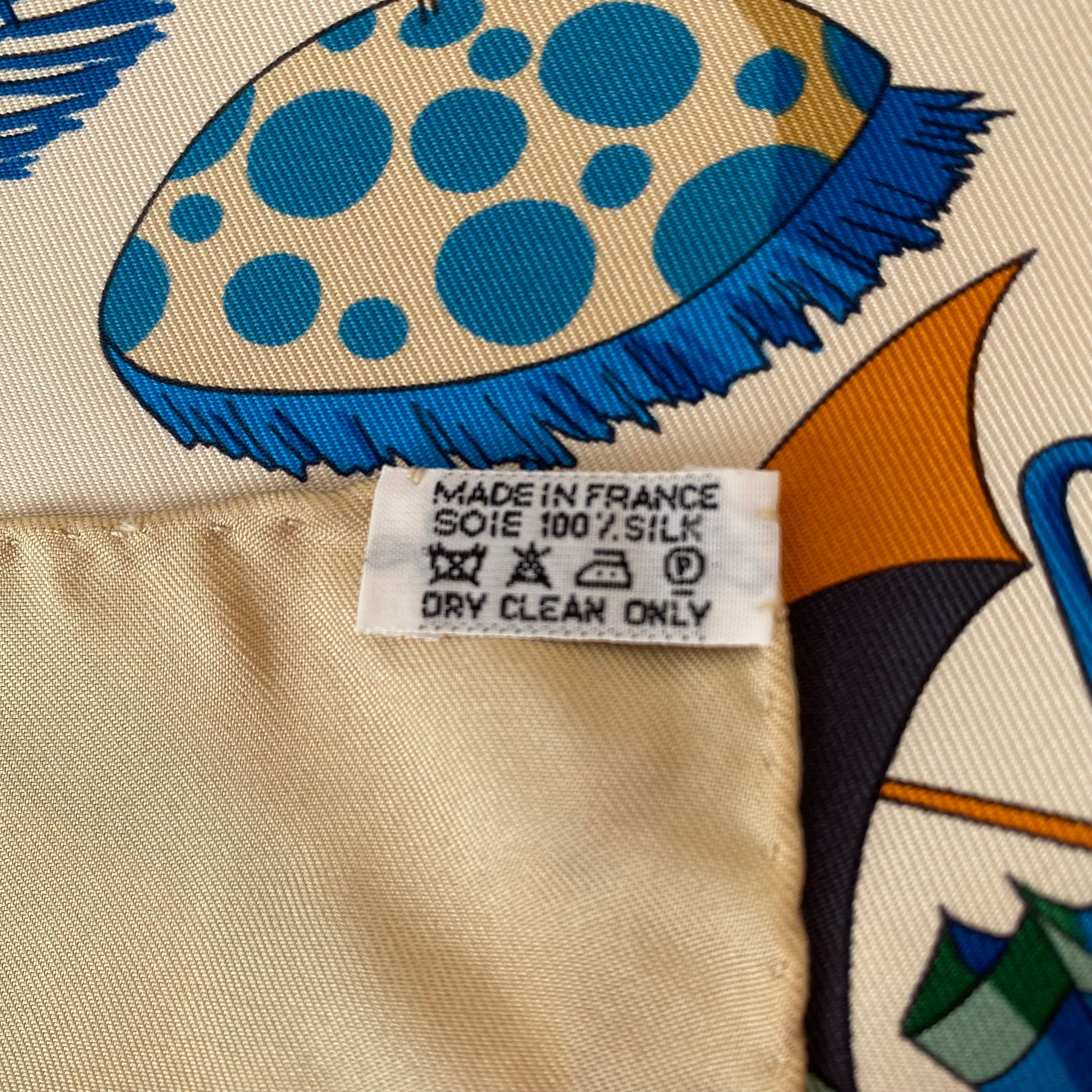 Boxed Hermès Ombrelles et Parapluies Silk Scarf Rare