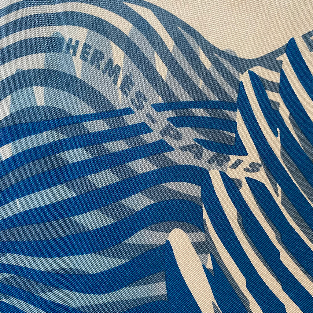 Hermès Onde de Chic Silk Scarf Quite Rare