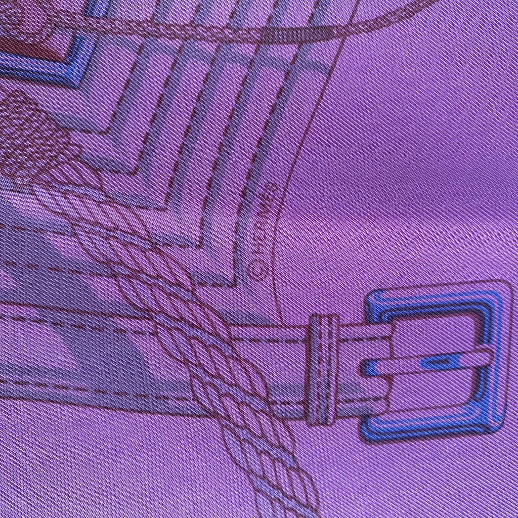 Immaculate Boxed Hermès Clic Clouc Silk Scarf