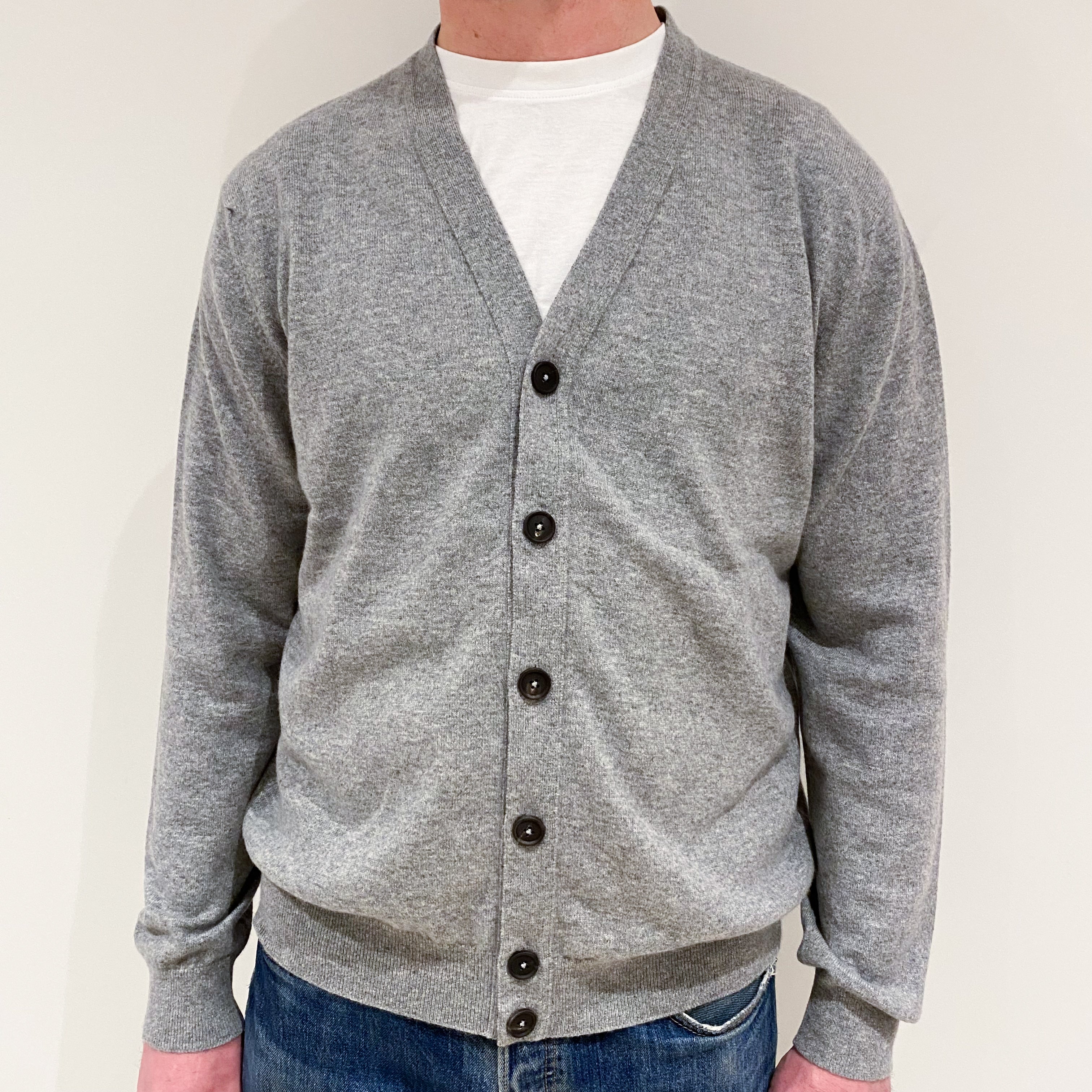 Men’s Brand New Scottish Smoke Grey V-Neck Cardigan Extra Extra Large