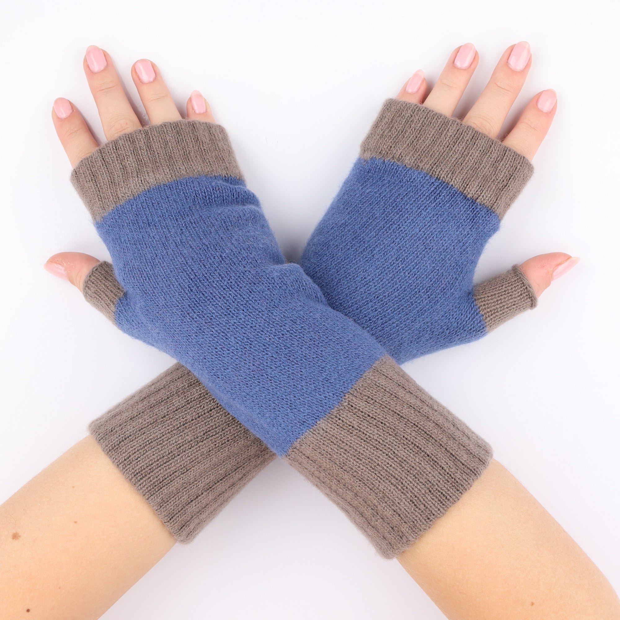Brand New Scottish Blue and Grey Fingerless Gloves