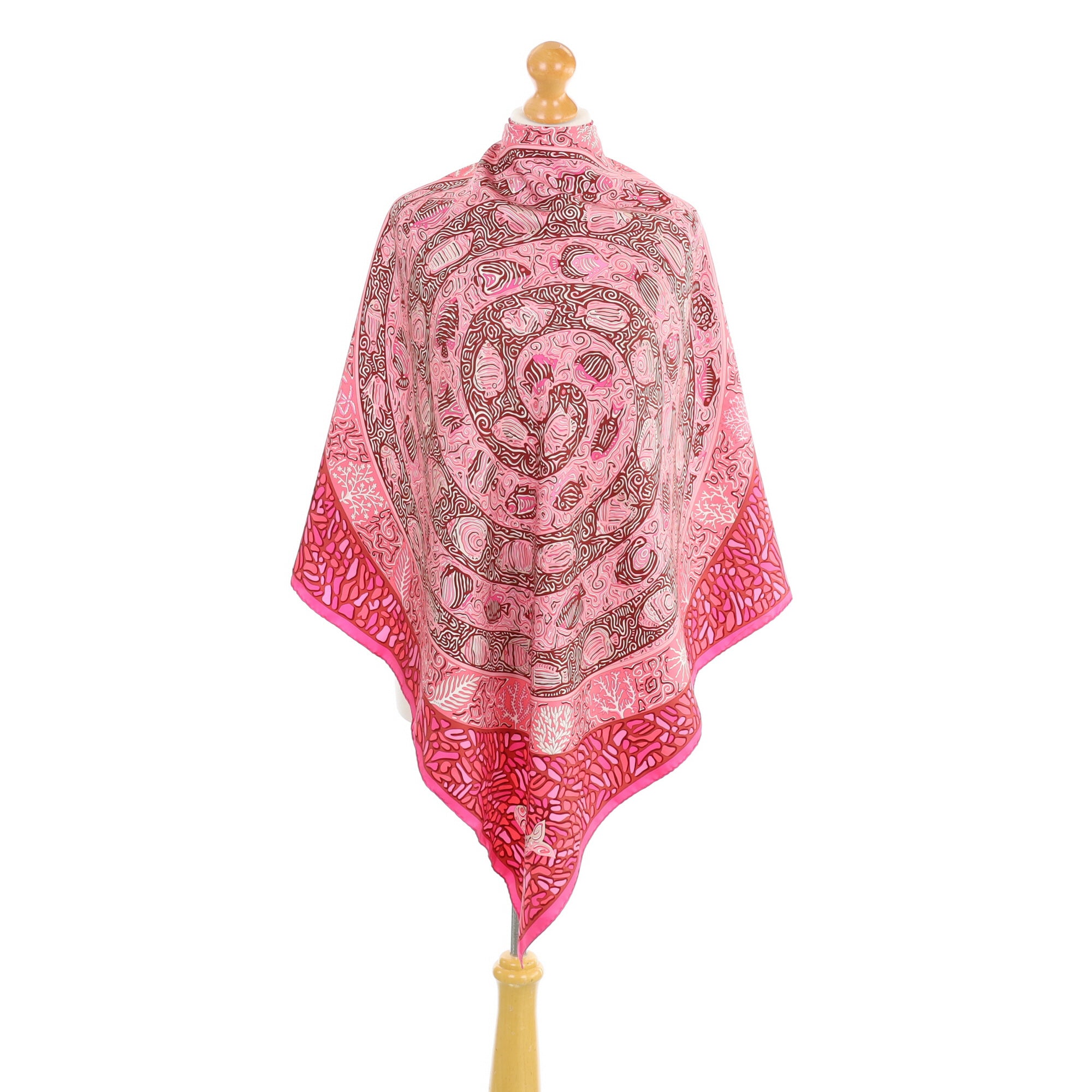 Hermès La Légende Du Poisson Corail Silk Scarf