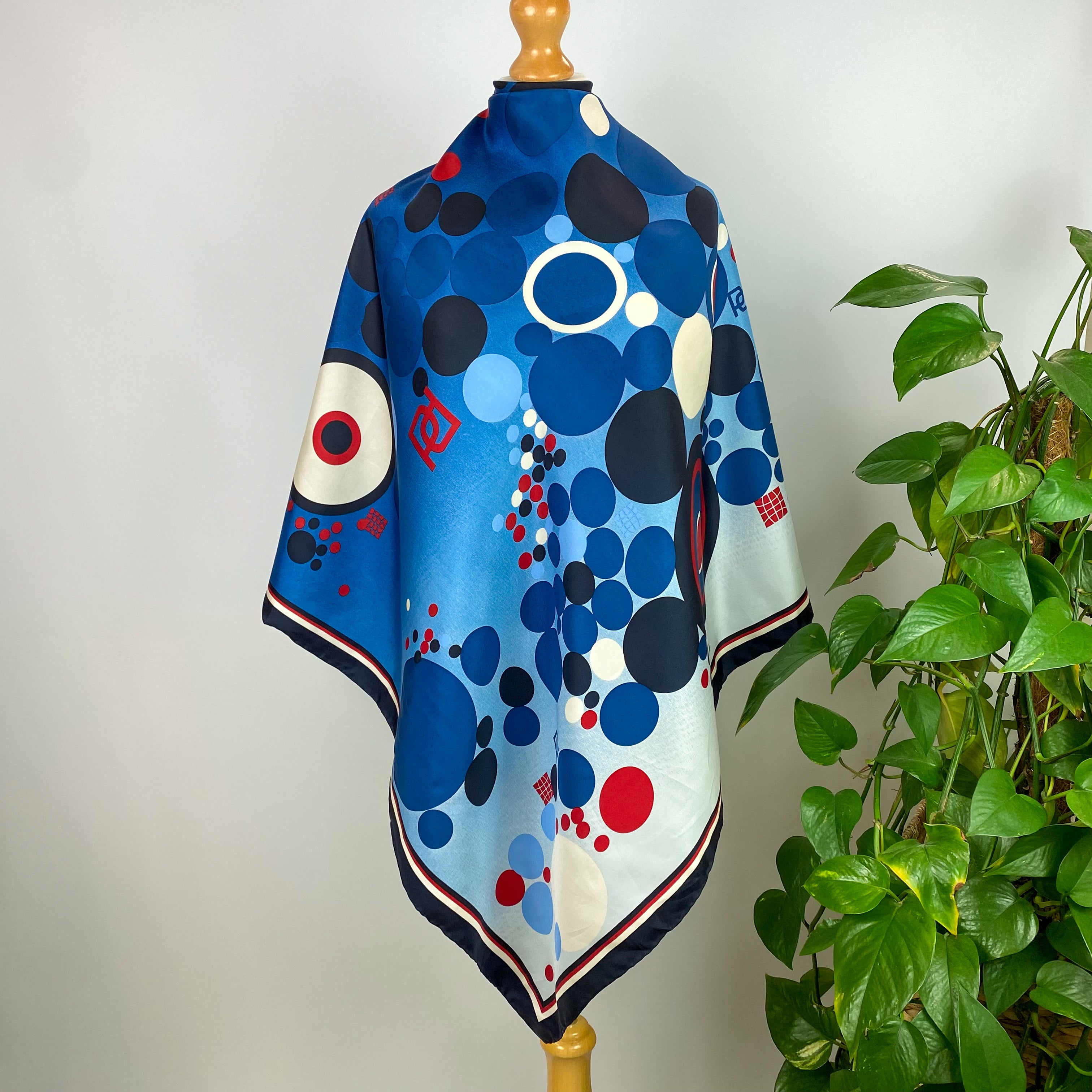 Stunning Blue Circle Design Silk Scarf