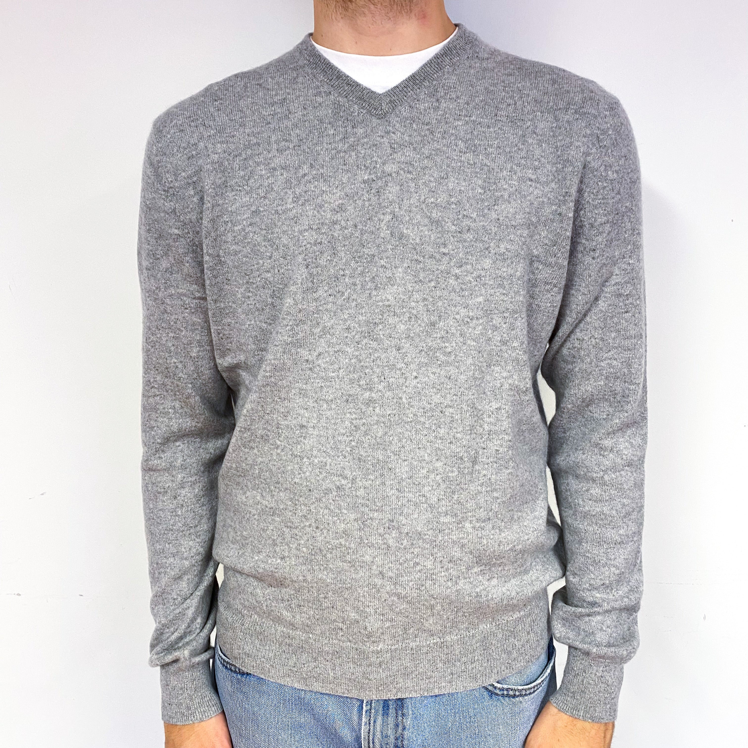 Men's Smoke Grey Cashmere V-Neck Jumper Large
