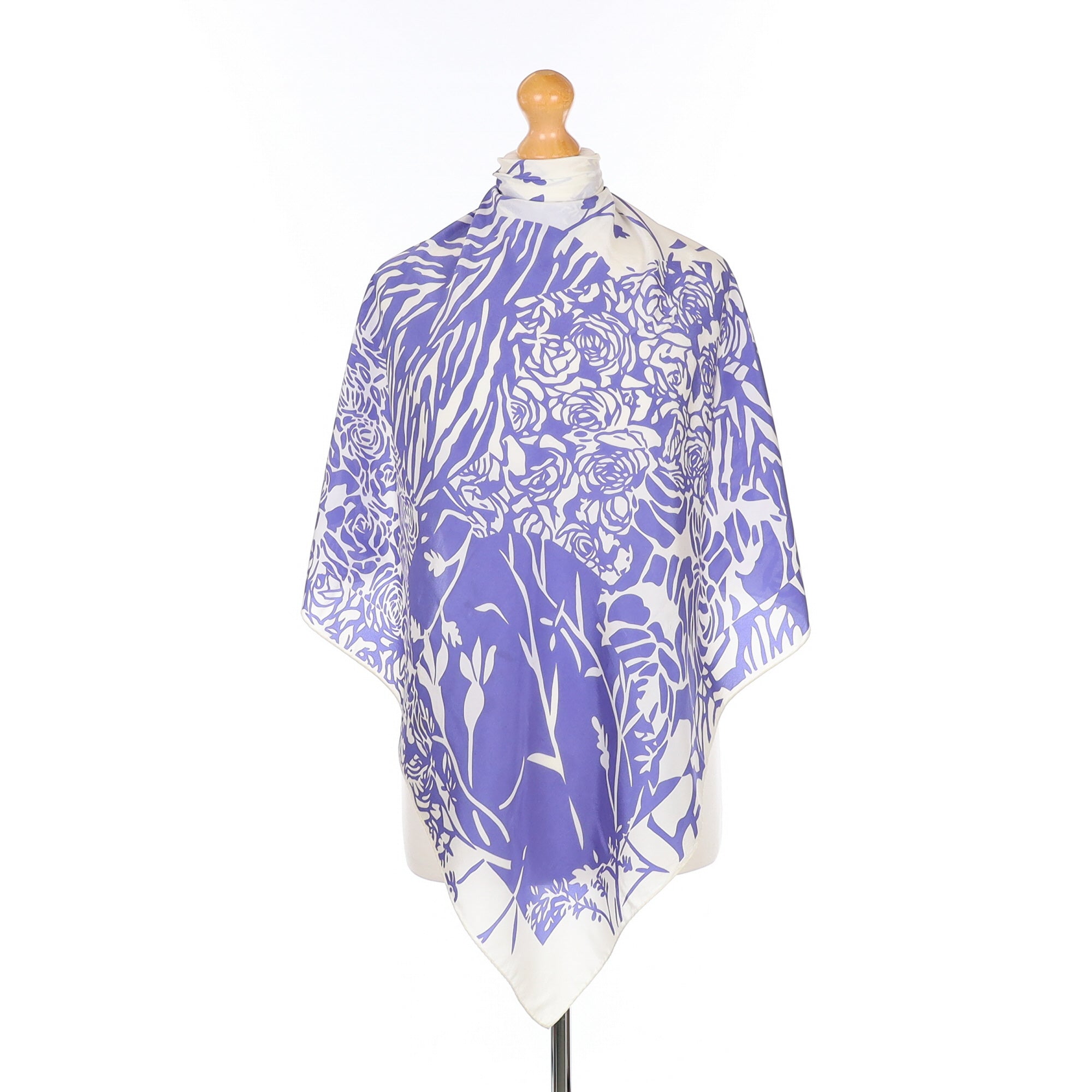Country Casuals Blue Silhouette Silk Scarf