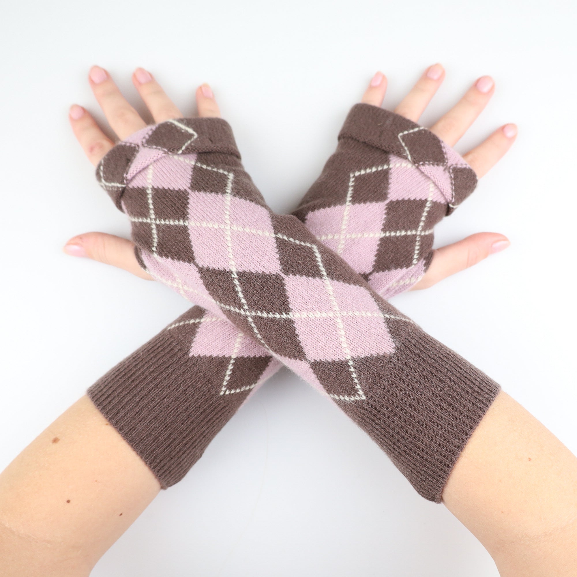 Brown and Mauve Argyle Fingerless Gloves