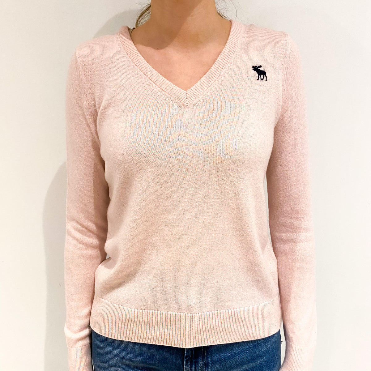 Abercrombie & Fitch Baby Pink V-Neck Jumper Extra Small