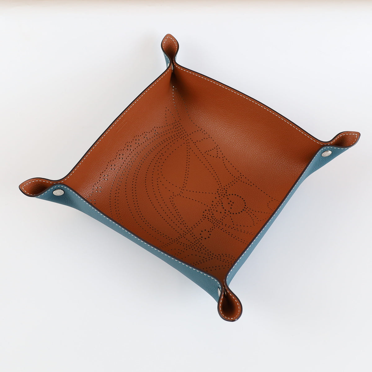 Brand New Hermès Mises et Relances Robe de Soir Change Tray