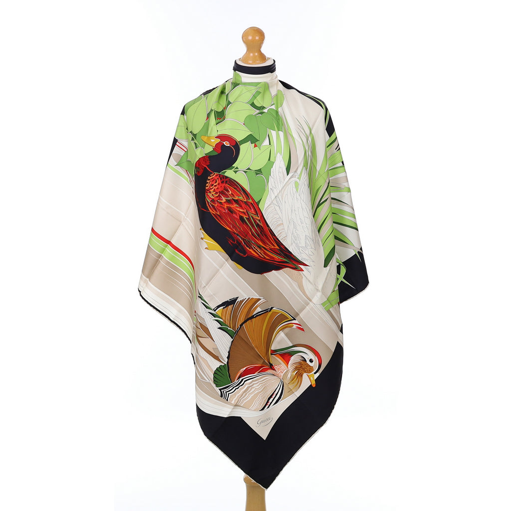 Brand New Gucci Duck Design Vintage Silk Scarf