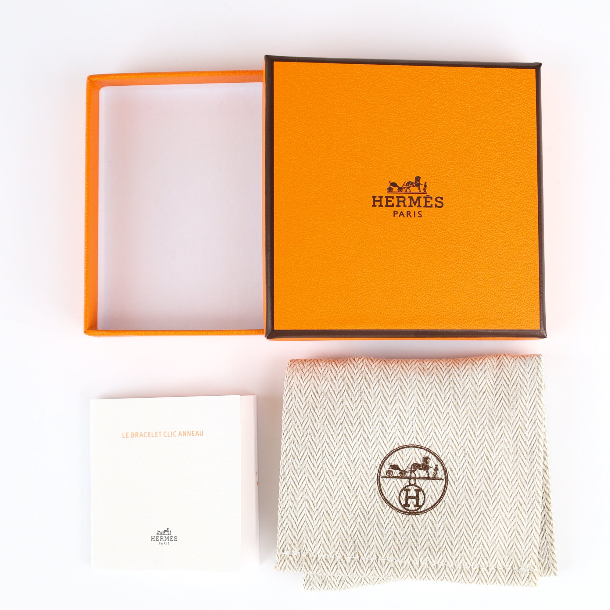 Brand New Boxed Hermès Clic Anneau Enamel Bracelet Size PM