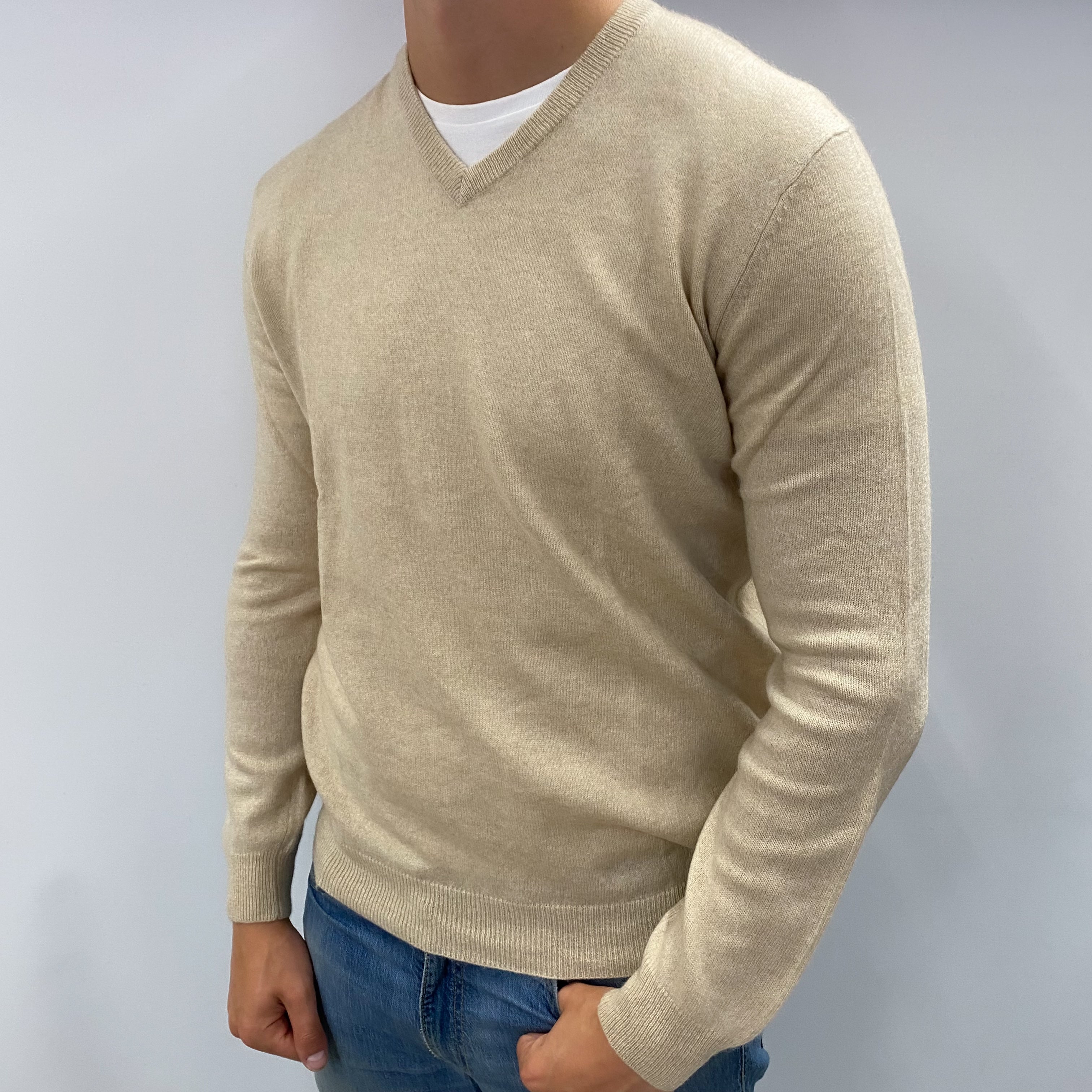 Men's Vanilla Beige Cashmere V Neck Jumper XL