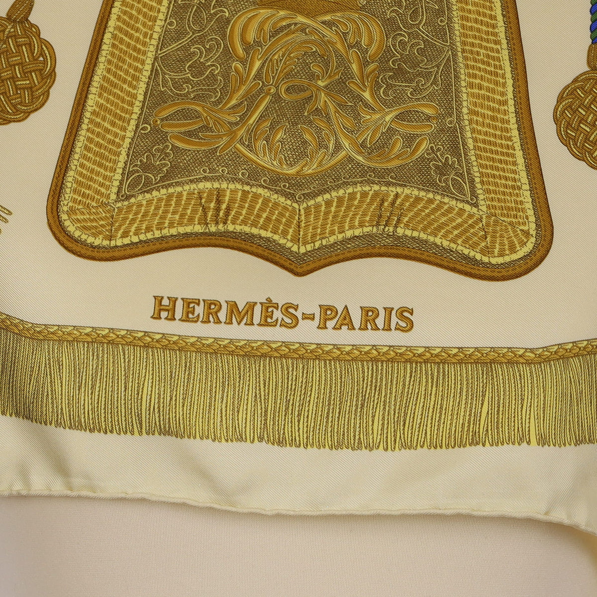 Hermès Poste Et Cavalerie Silk Scarf