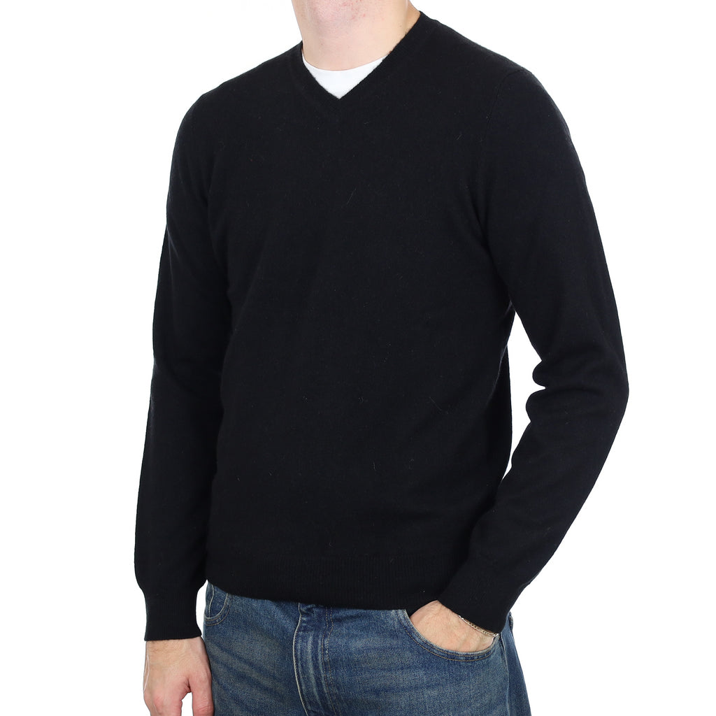 Men’s Black Cashmere V Neck Jumper Large