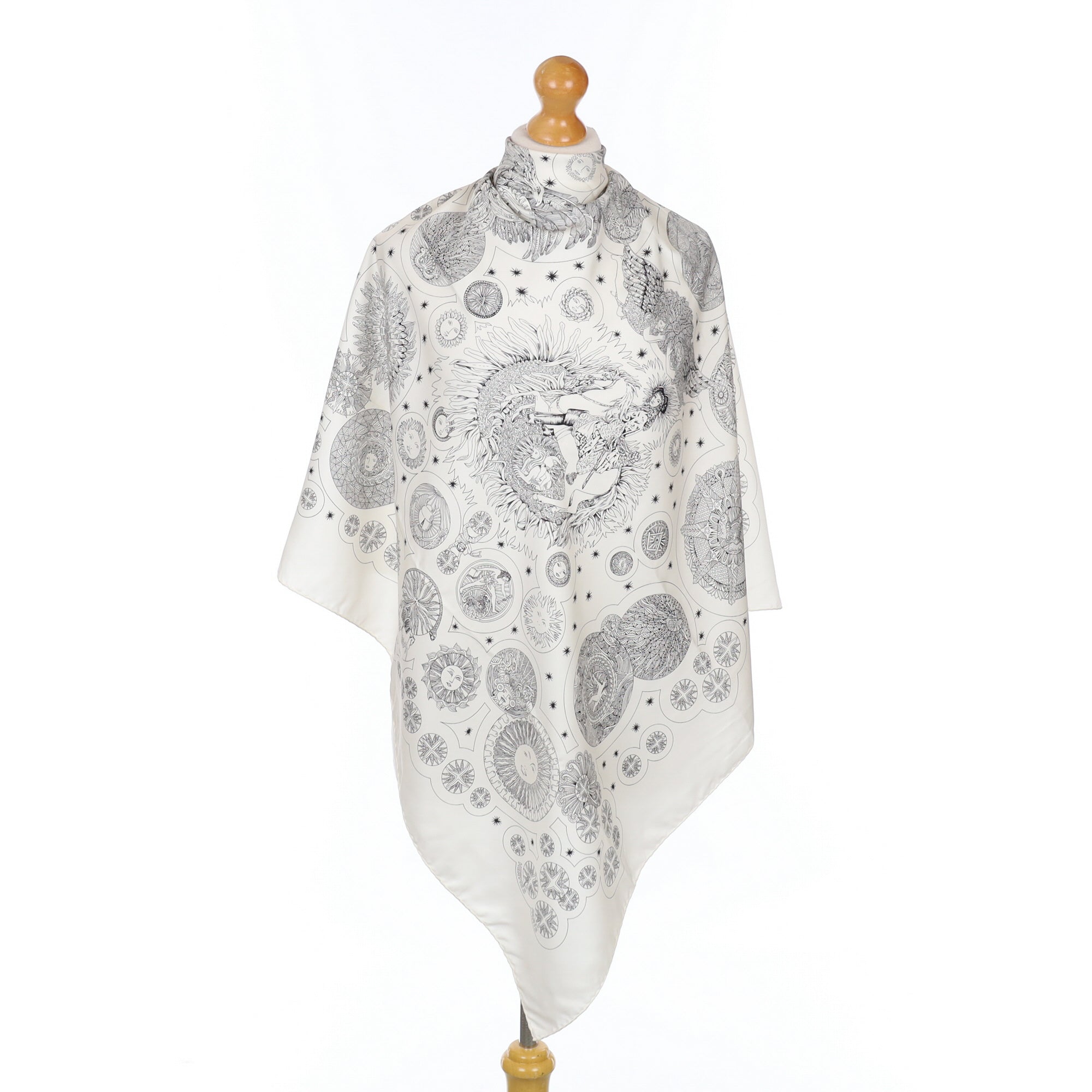 Hermès Le Roy Soleil Silk Scarf