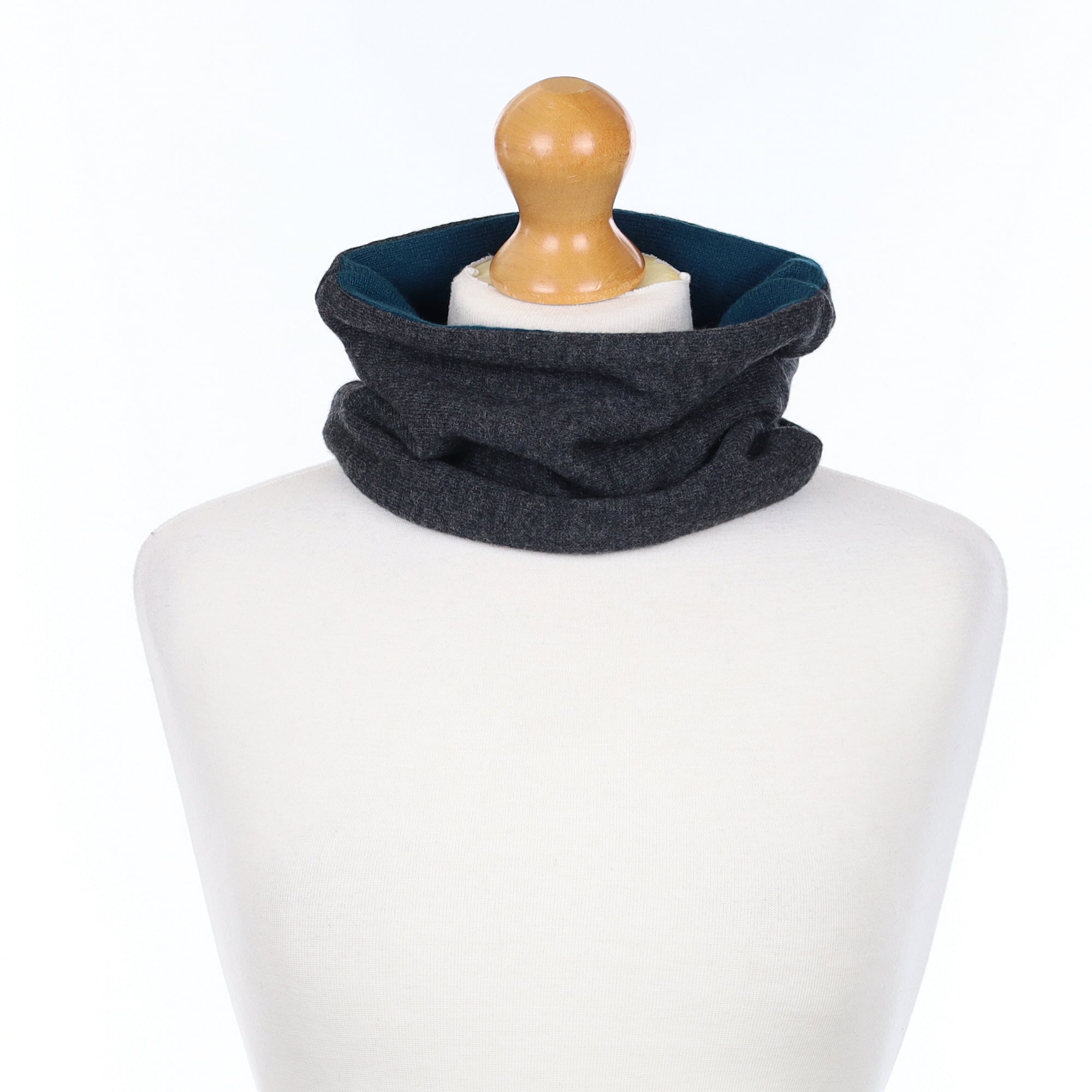Charcoal and Teal Green Neck Warme