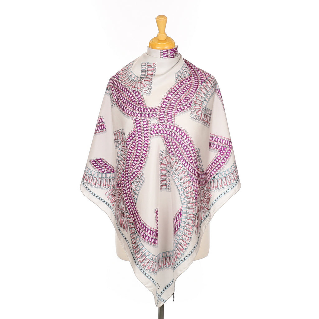 Gucci ‘G’ pattern Designer Silk Scarf