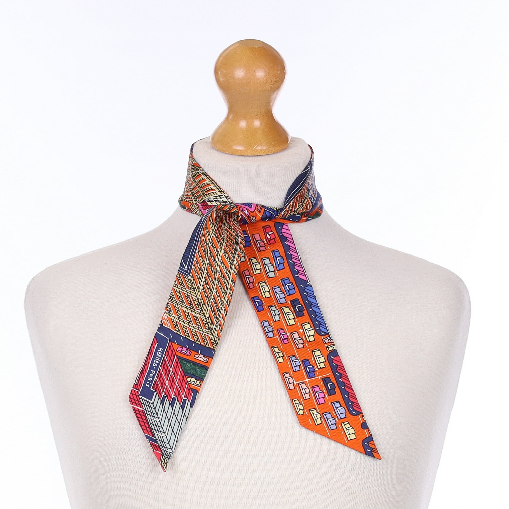 Brand New Boxed Hermès Twilly Silk Scarf