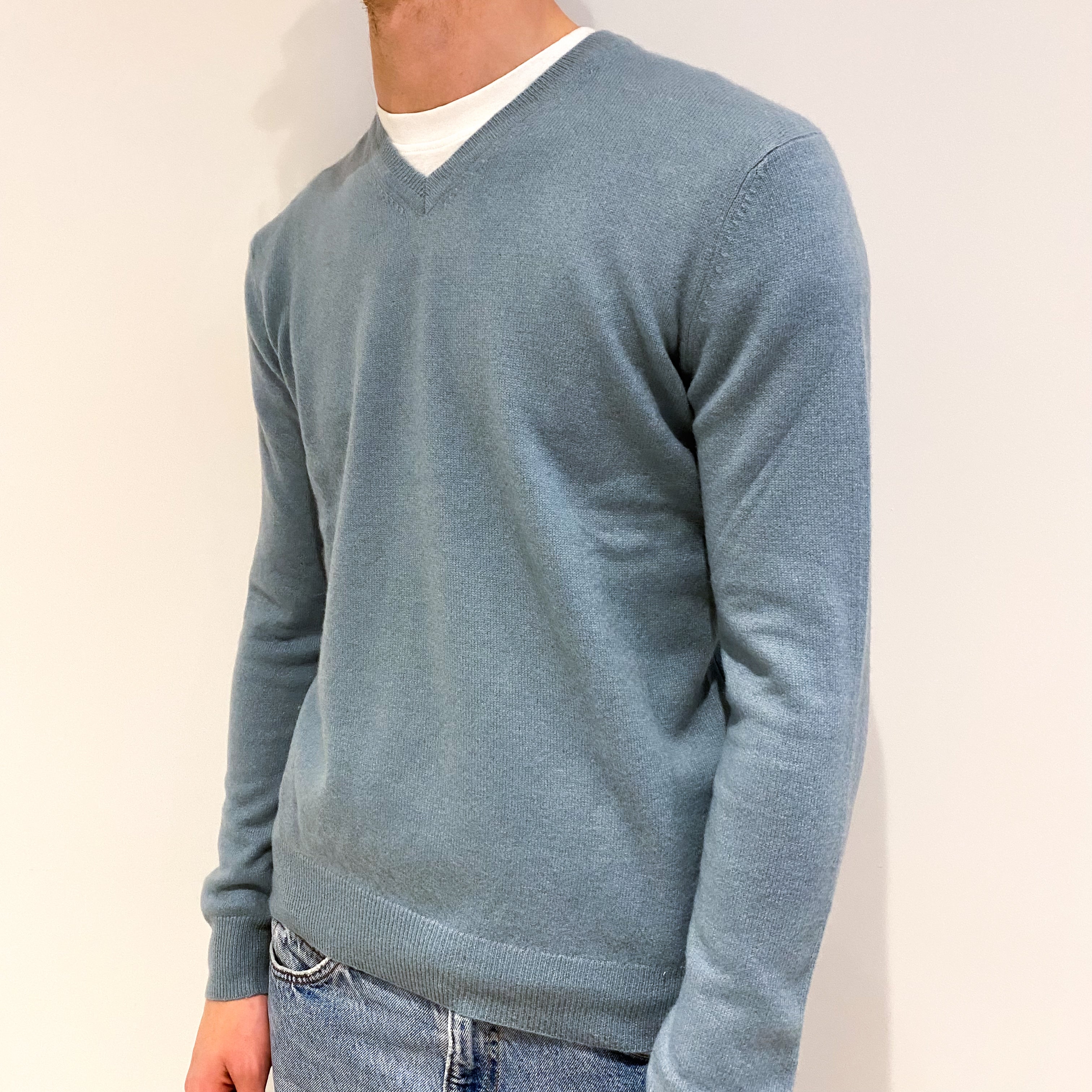 Men's Duck Egg Blue Cashmere V-Neck Jumper Medium