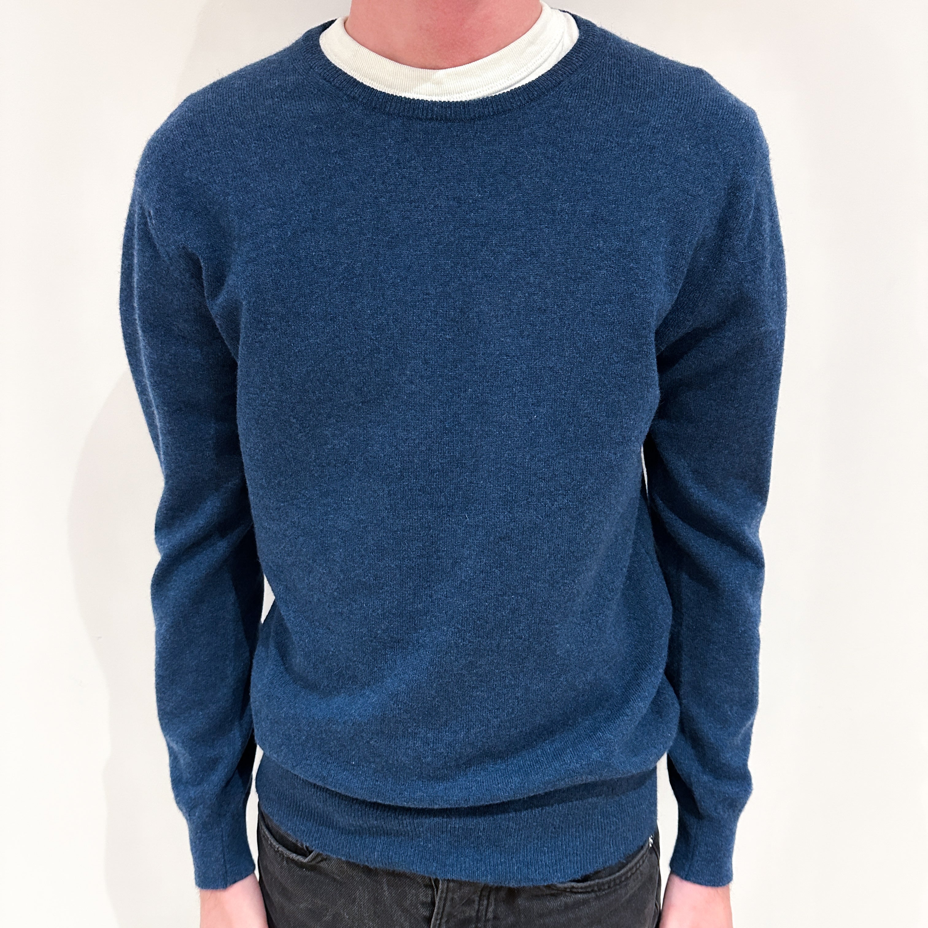 Men's Brand New Scottish Deep Ocean Blue Cashmere Crew Neck Jumper Small