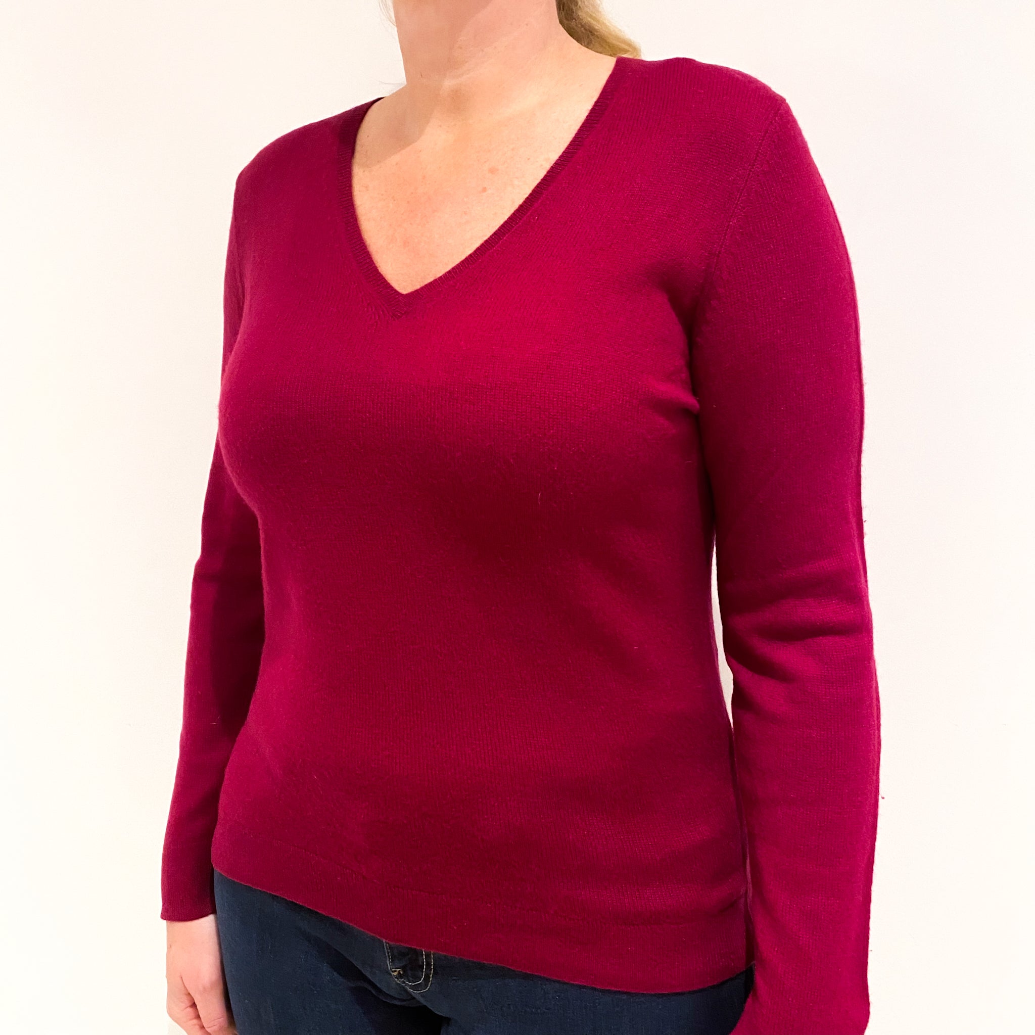 Loganberry Pink Lightweight Cashmere V-Neck Jumper Large